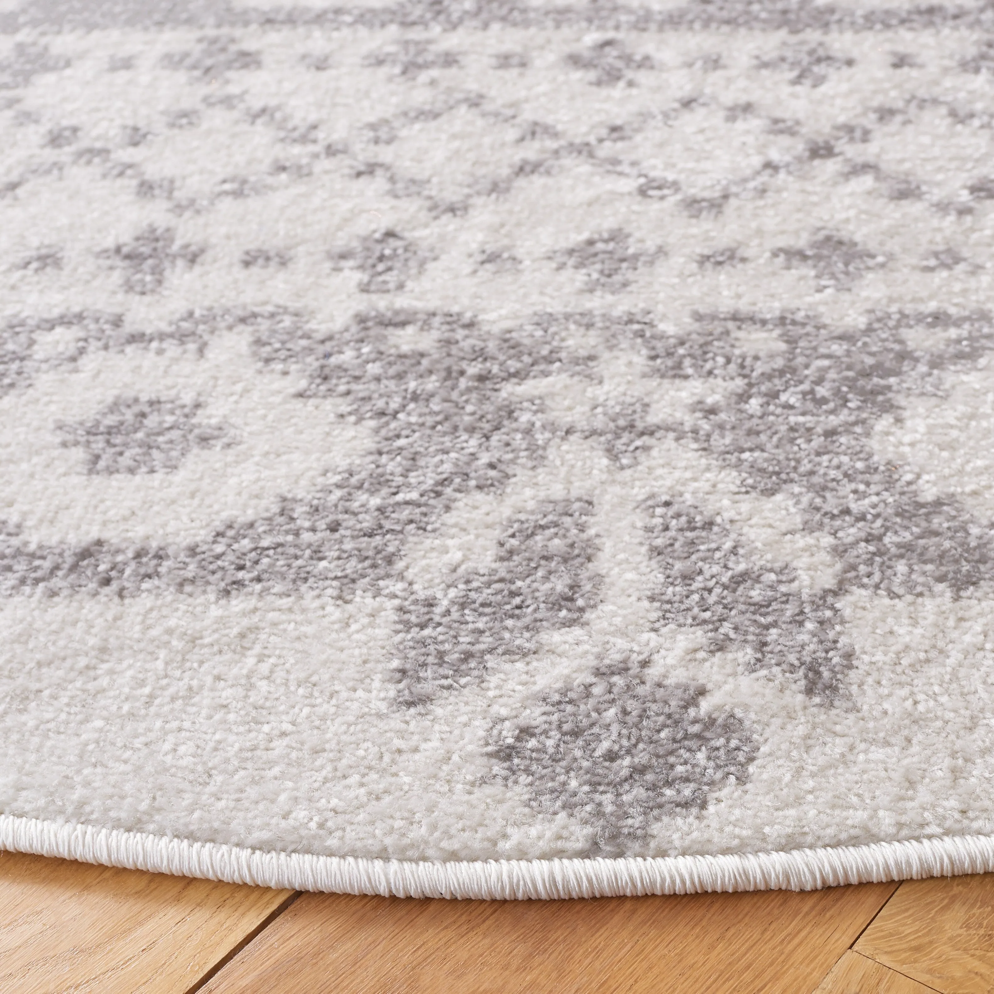 SAFAVIEH Adirondack Barlina Rustic Boho Rug