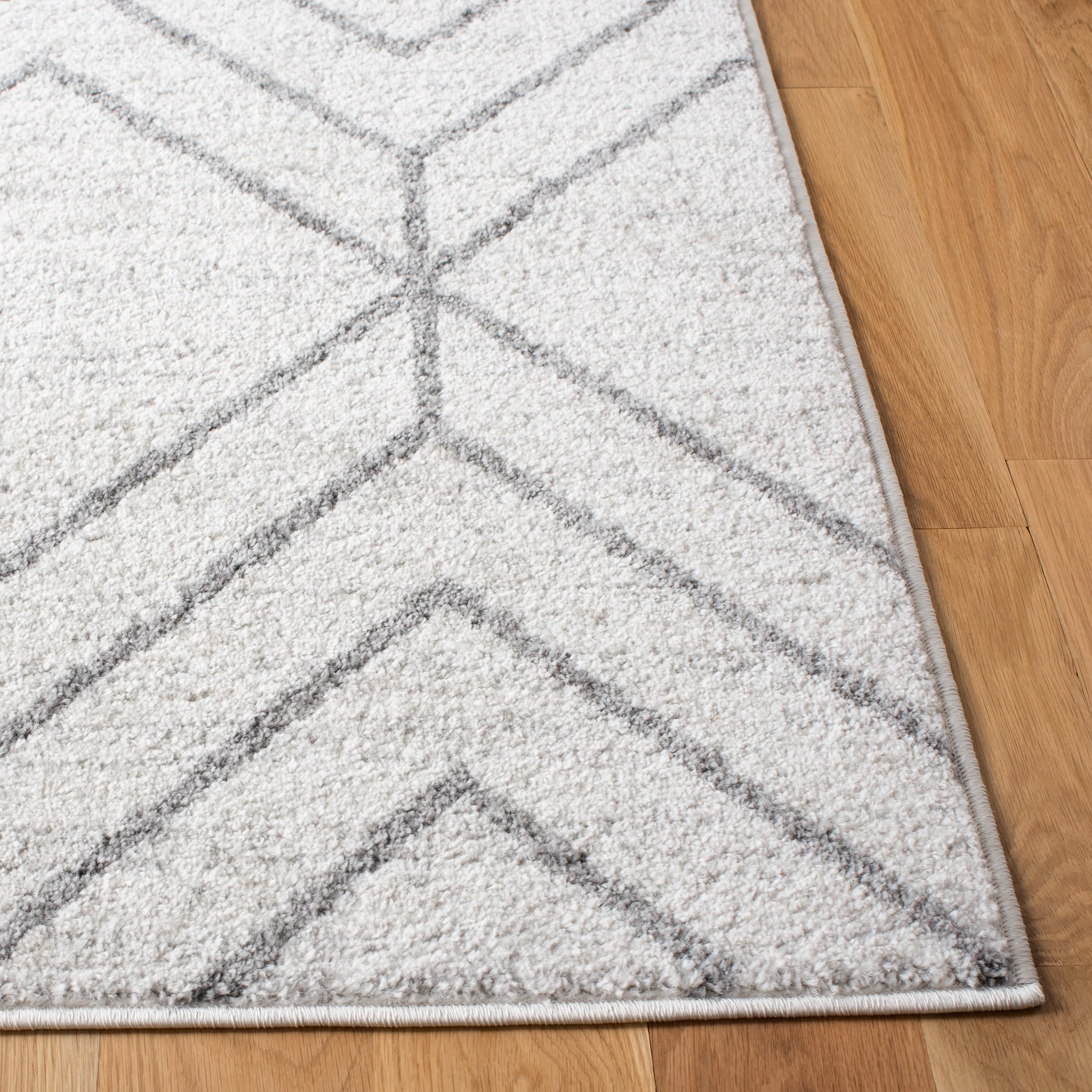 SAFAVIEH Adirondack Juvelina Modern Geometric Rug