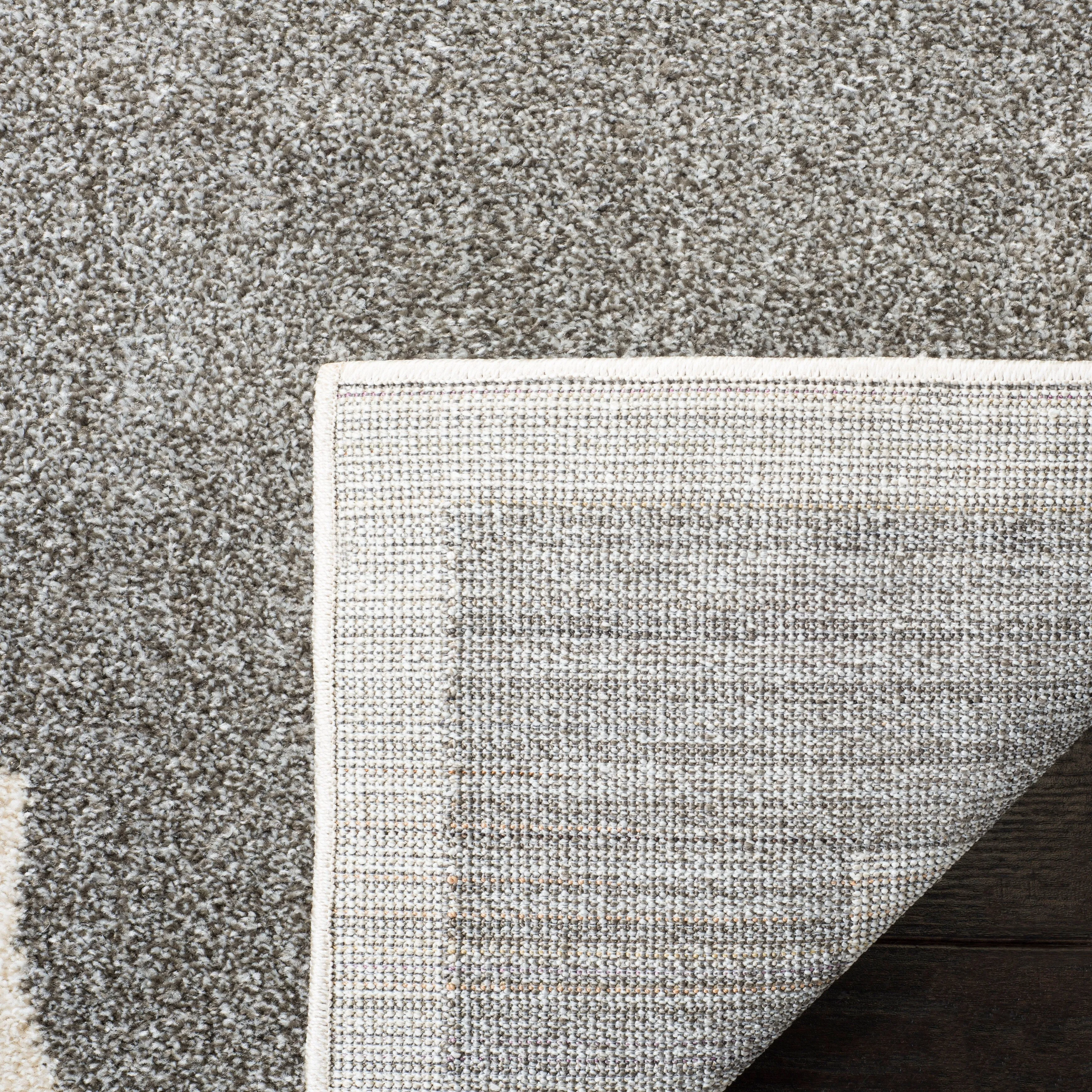 SAFAVIEH Amherst Elvana Modern Rug