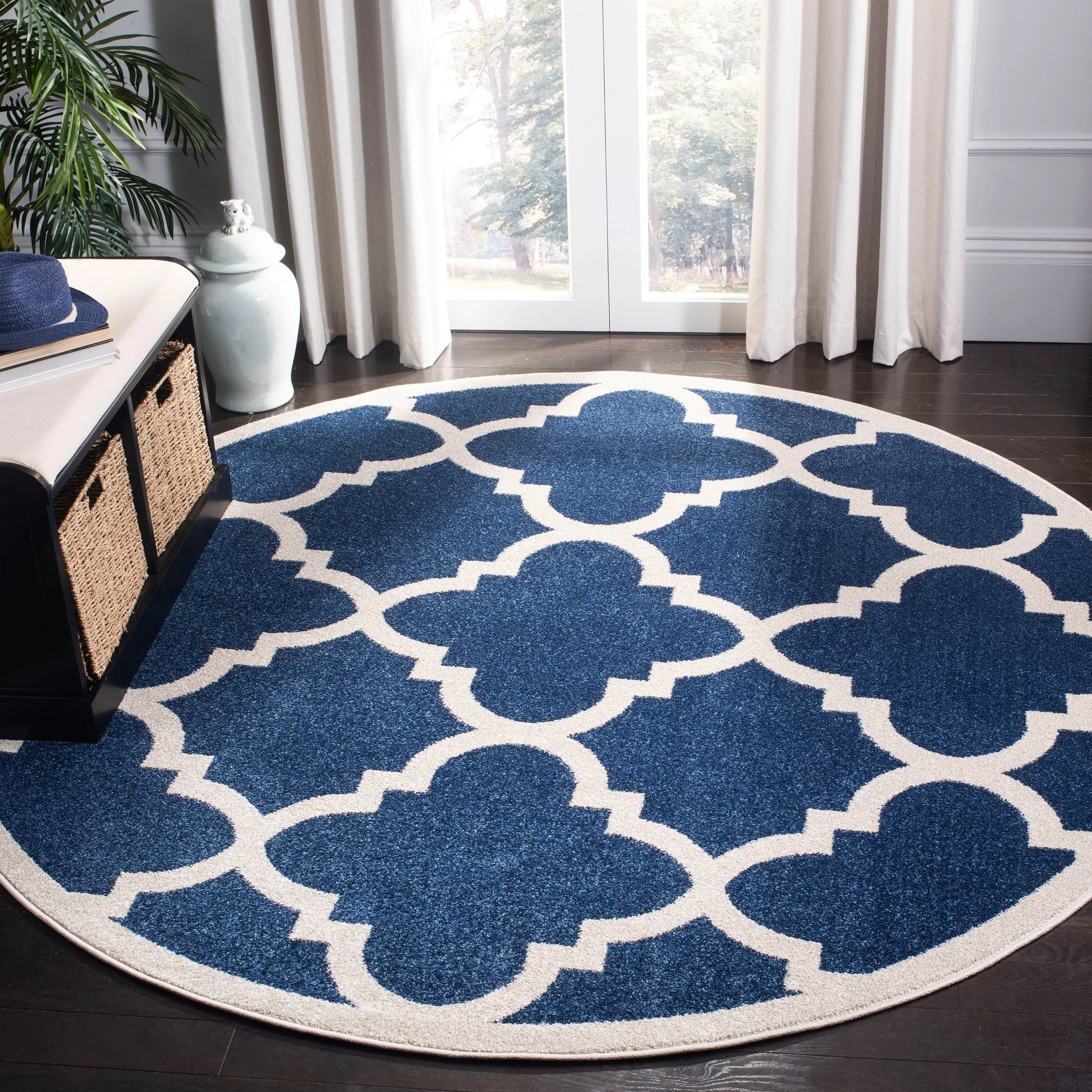 SAFAVIEH Amherst Elvana Modern Rug