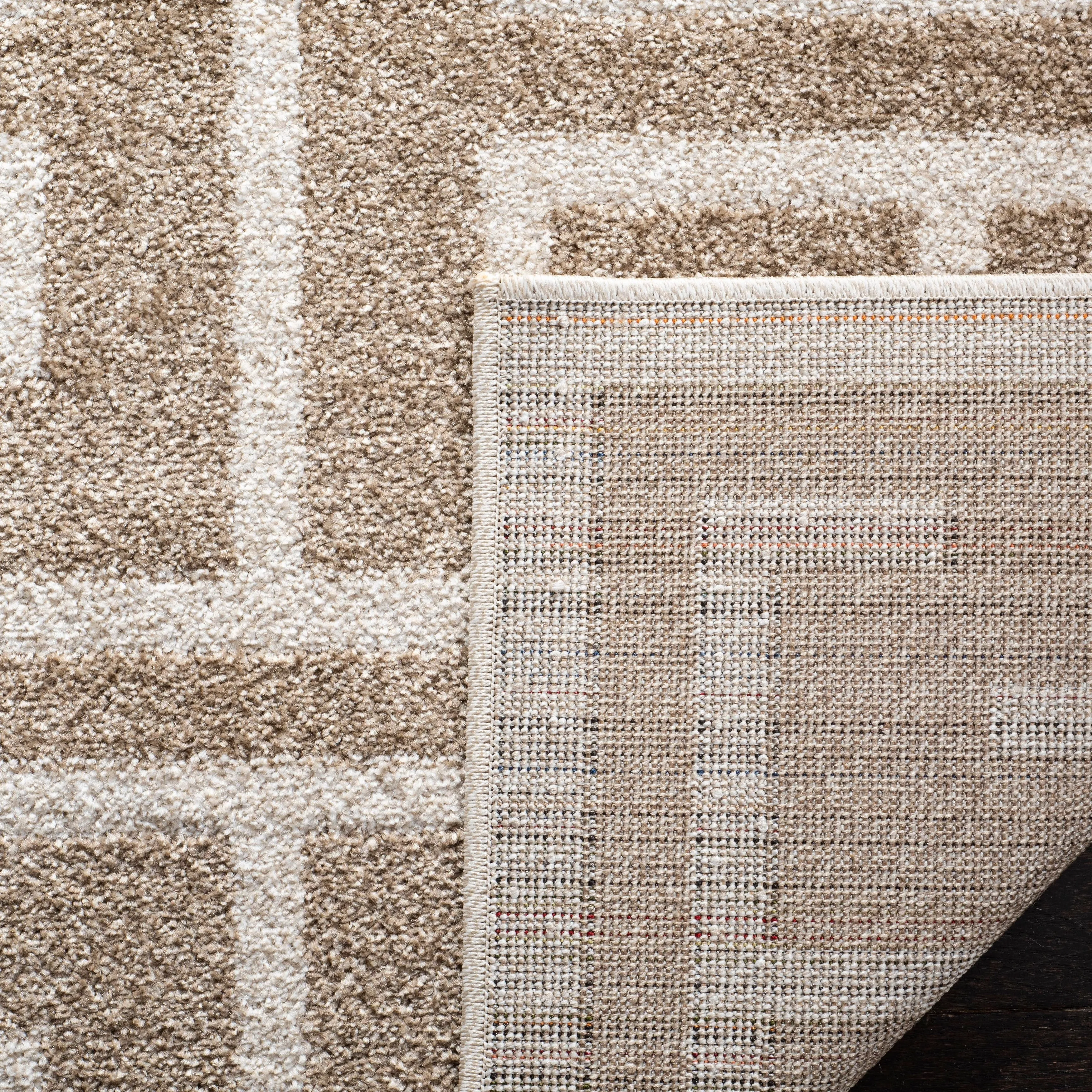 SAFAVIEH Amherst Rola Modern Rug