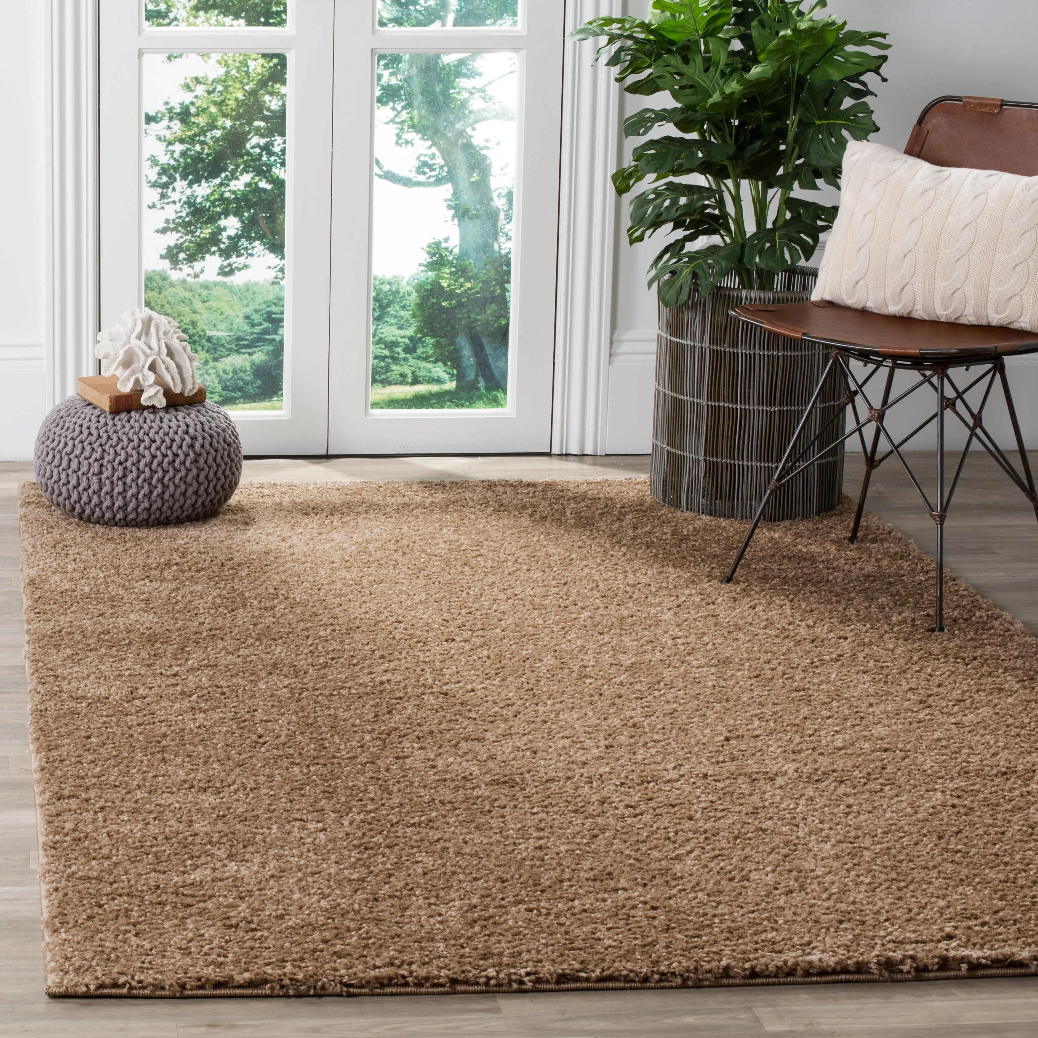 SAFAVIEH Arizona Shag Mechtilde 1.6-inch Thick Rug