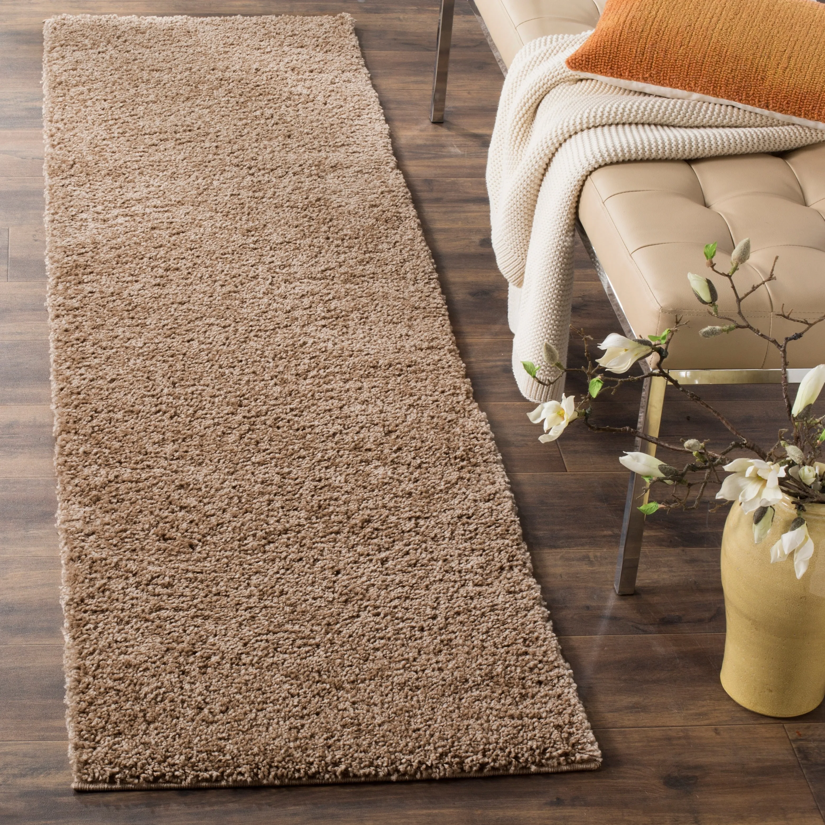 SAFAVIEH Arizona Shag Mechtilde 1.6-inch Thick Rug