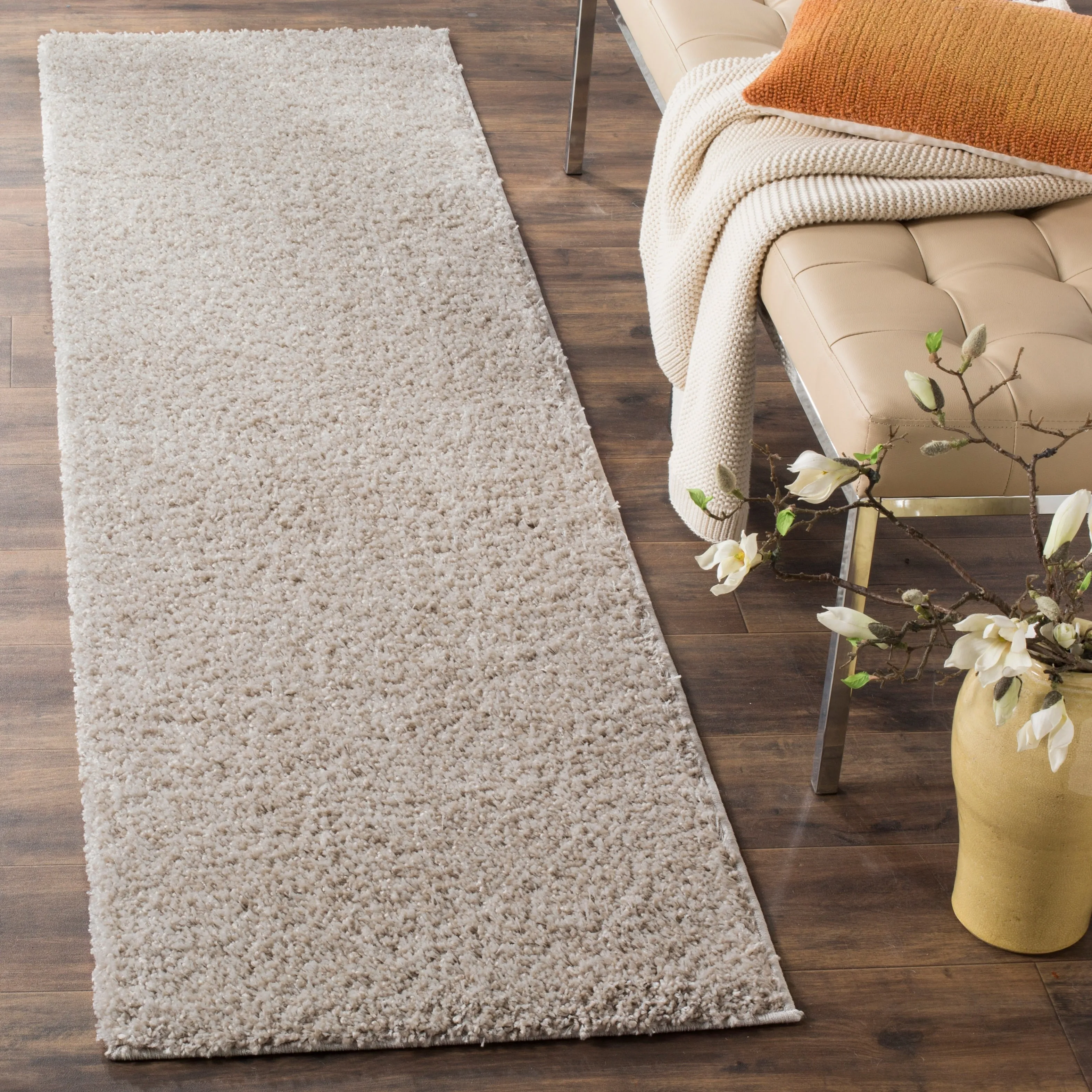 SAFAVIEH Arizona Shag Mechtilde 1.6-inch Thick Rug