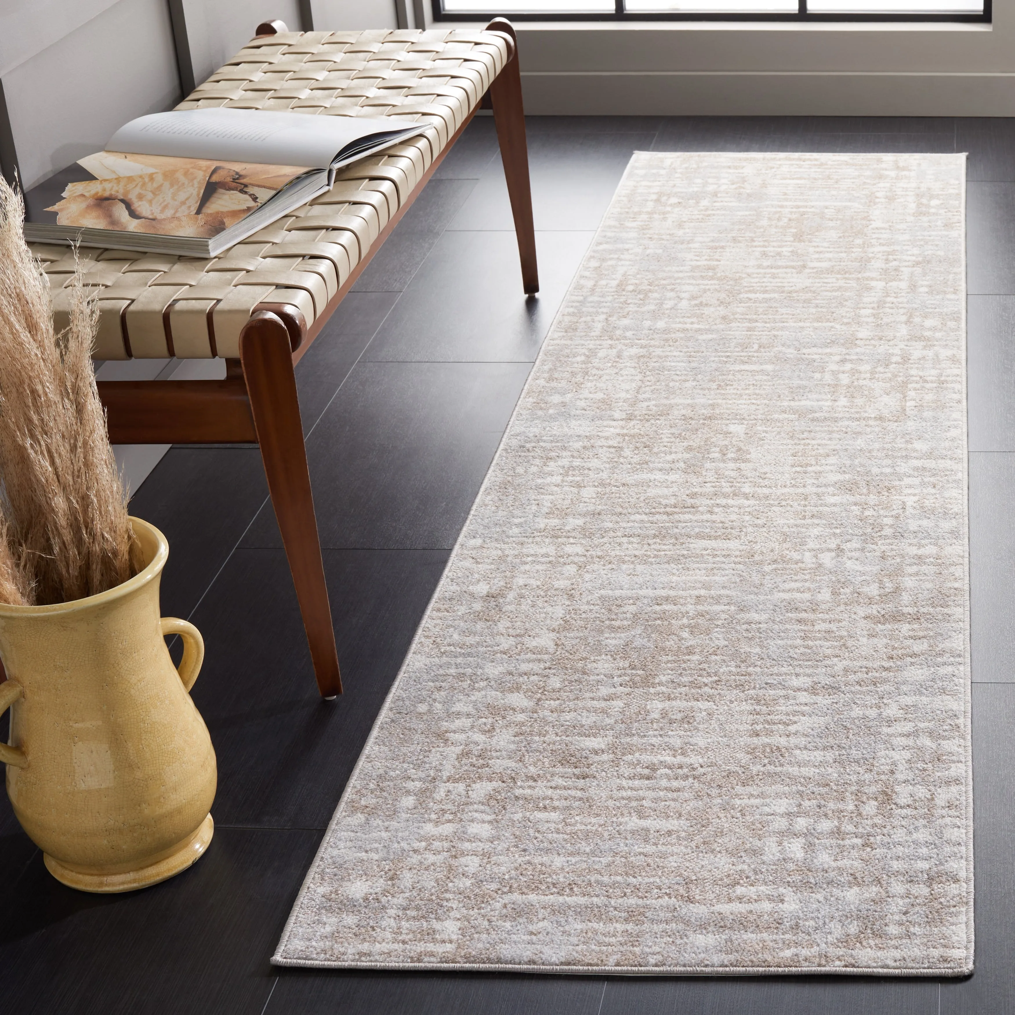 SAFAVIEH Bayside Machine Washable Neshka Modern Abstract Rug