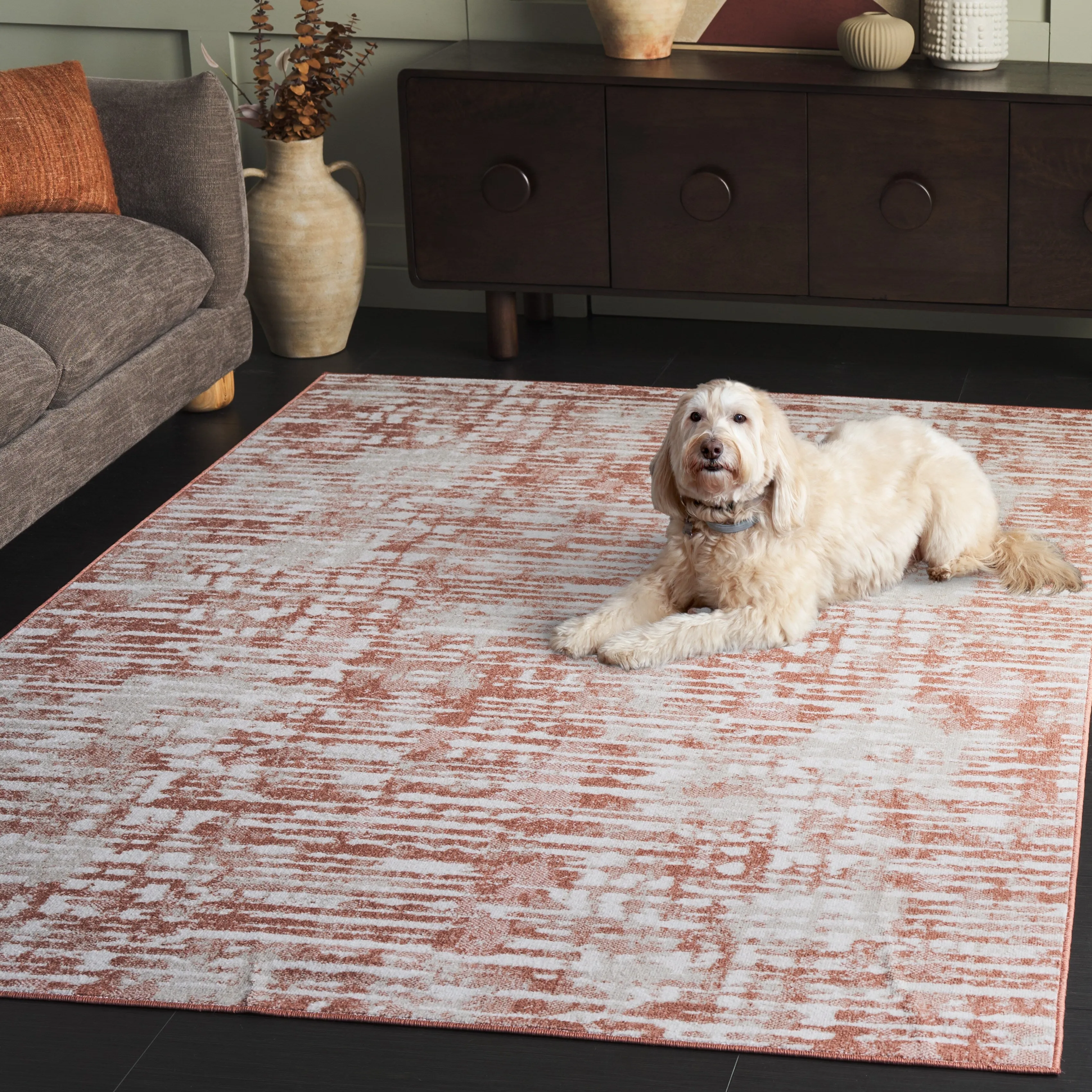 SAFAVIEH Bayside Machine Washable Neshka Modern Abstract Rug