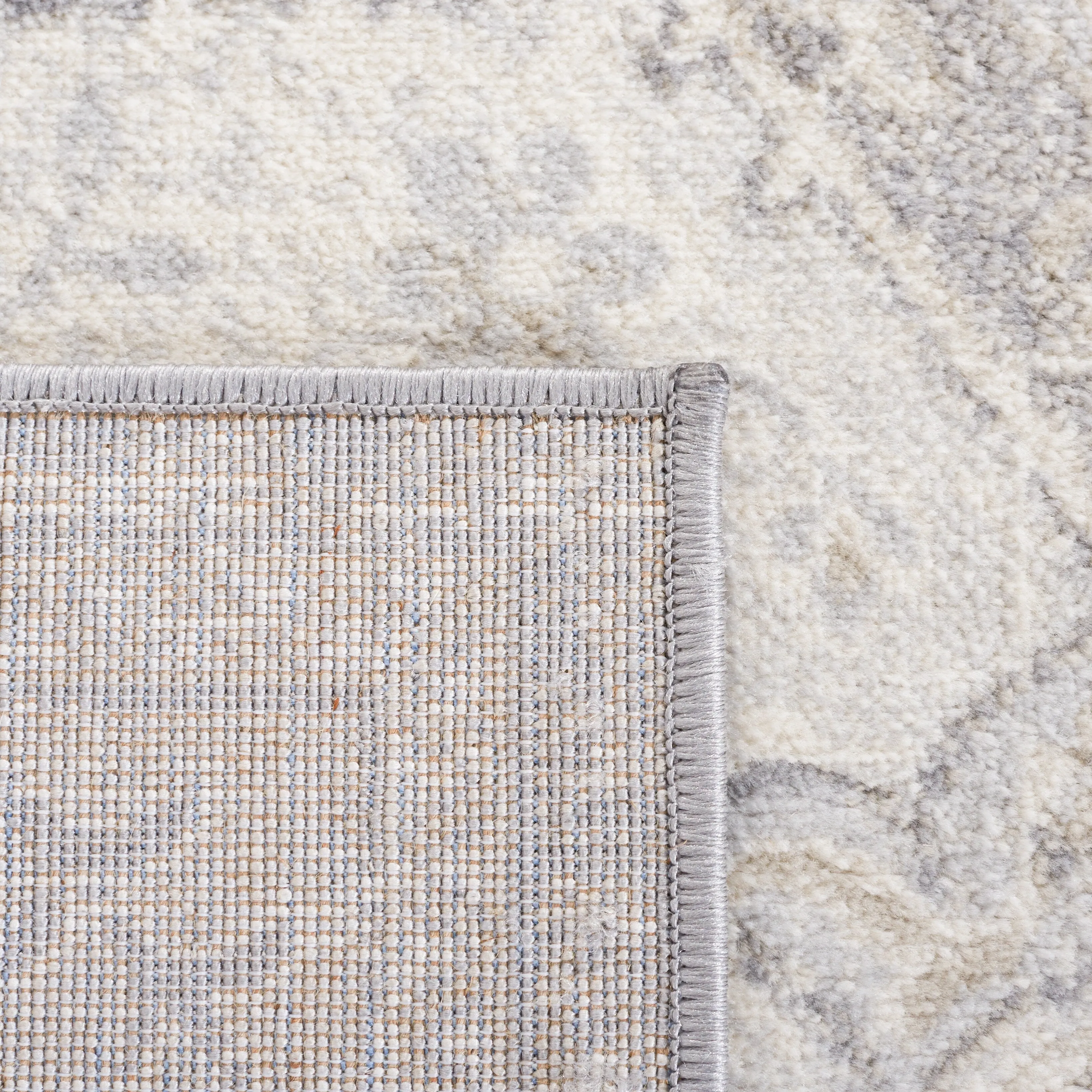 SAFAVIEH Brentwood Taisi Traditional Rug