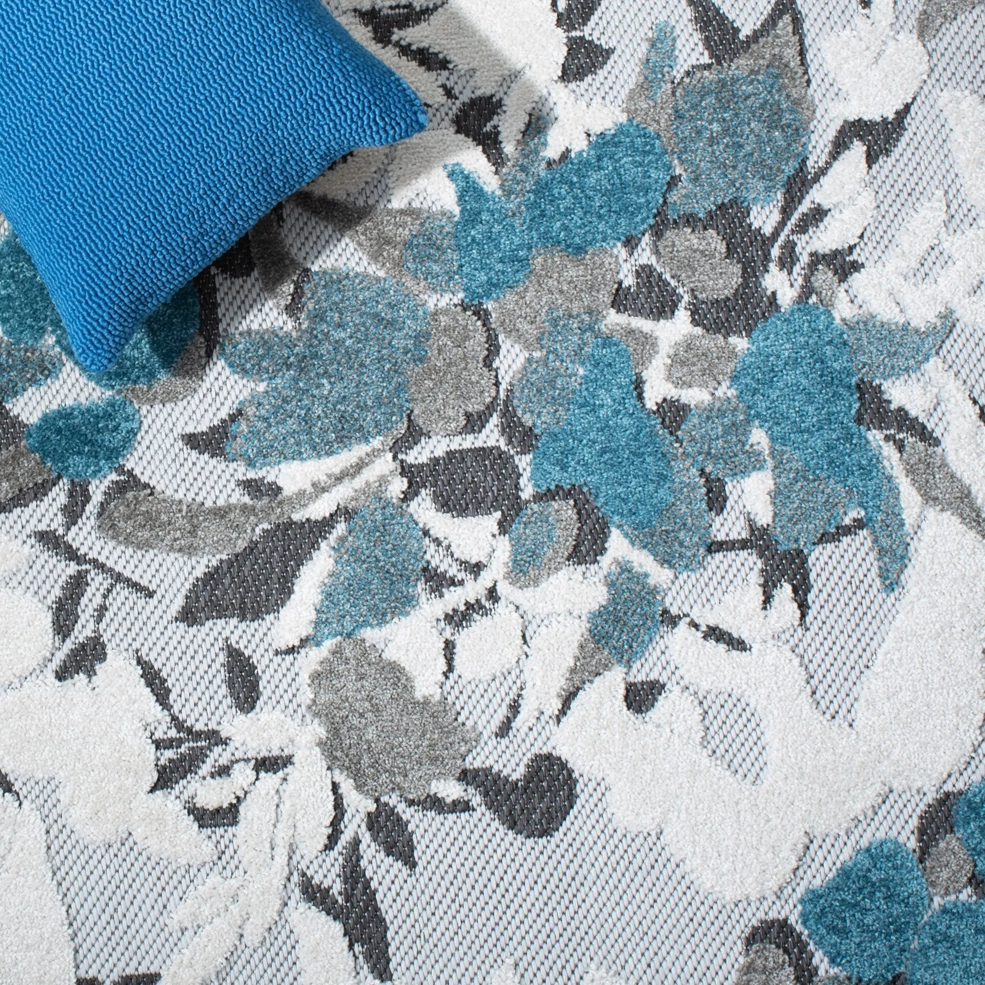 SAFAVIEH Cabana Eleri Indoor/ Outdoor Waterproof Patio Rug