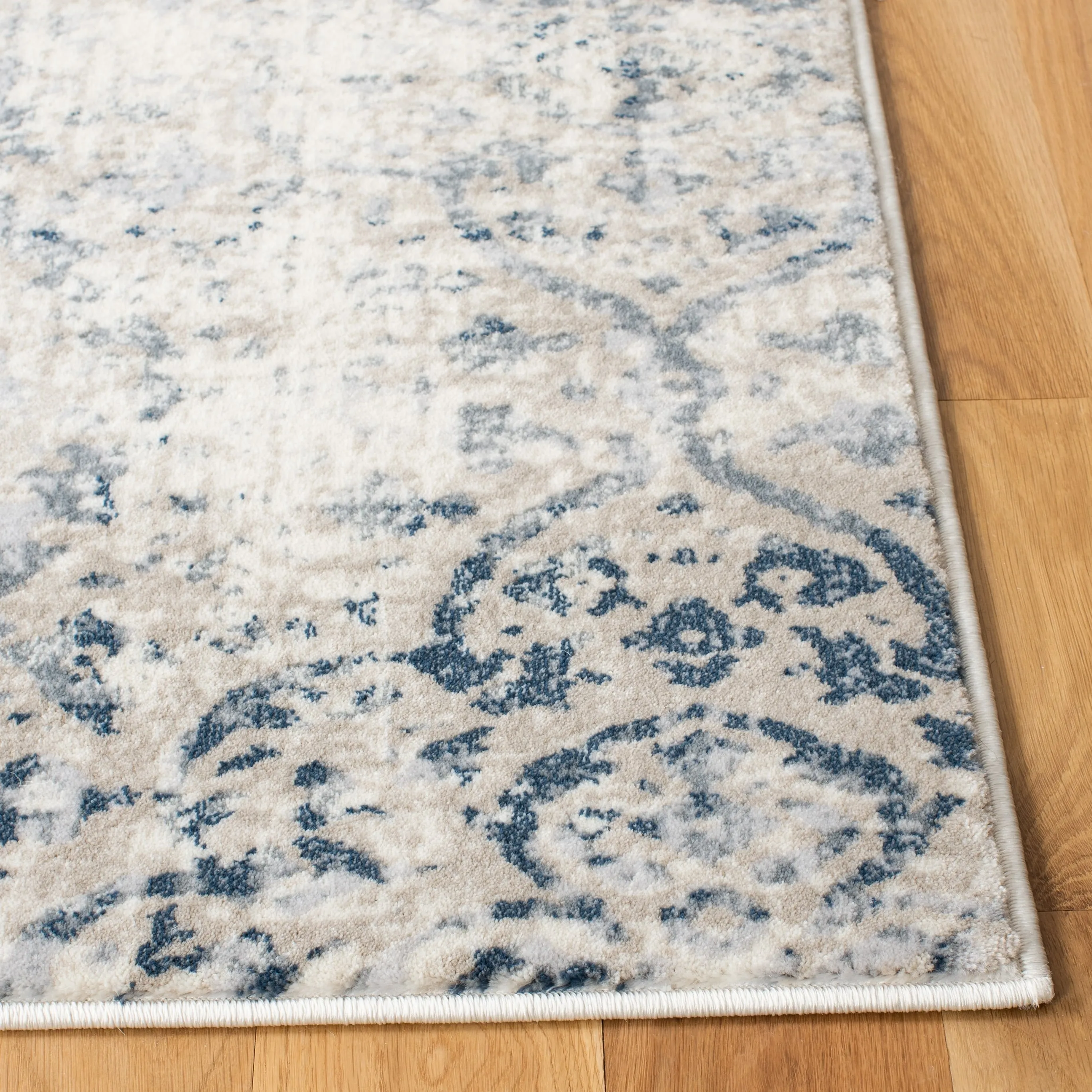 SAFAVIEH Carnegie Nate Modern Rug