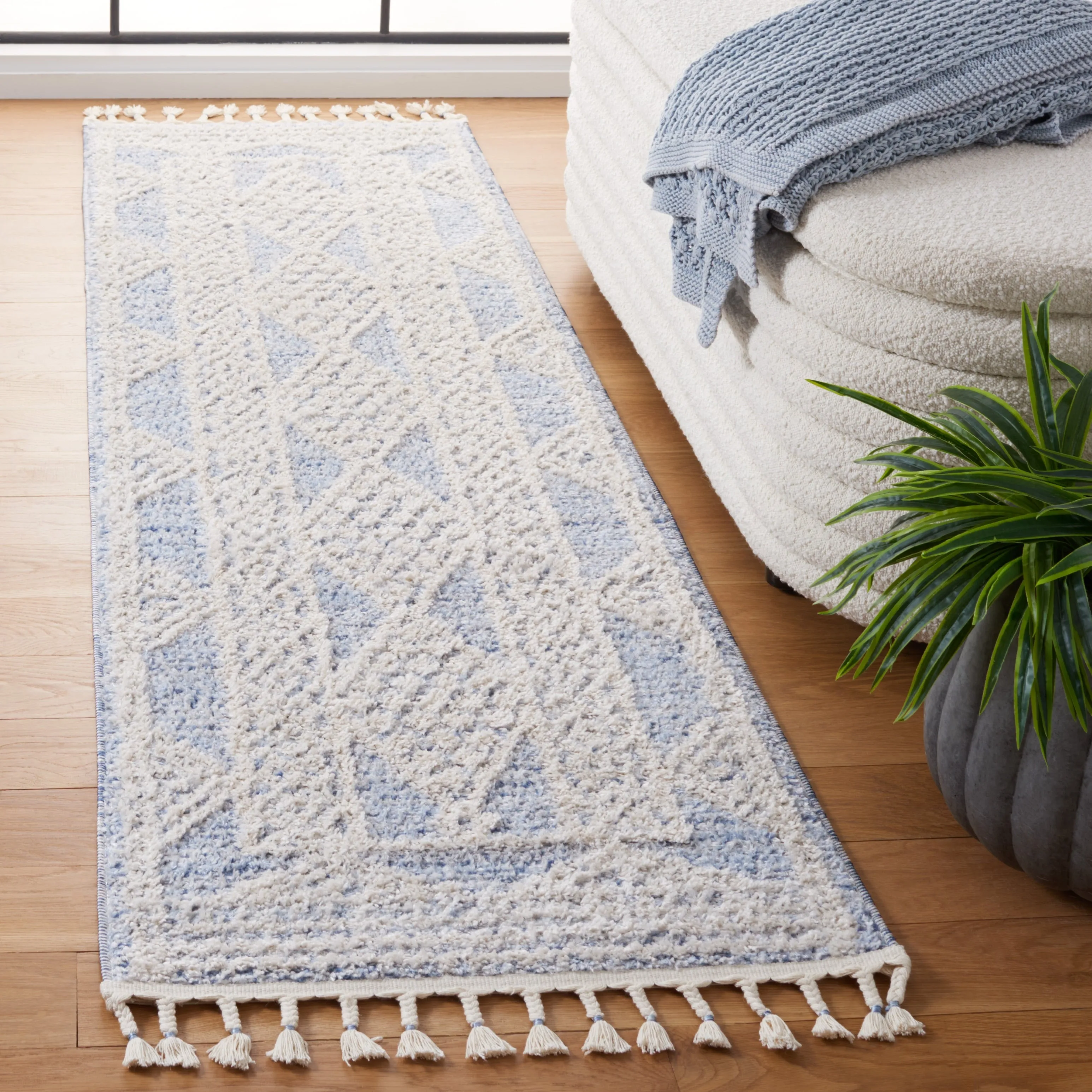 SAFAVIEH Chapel Maguy Moroccan Boho Rug