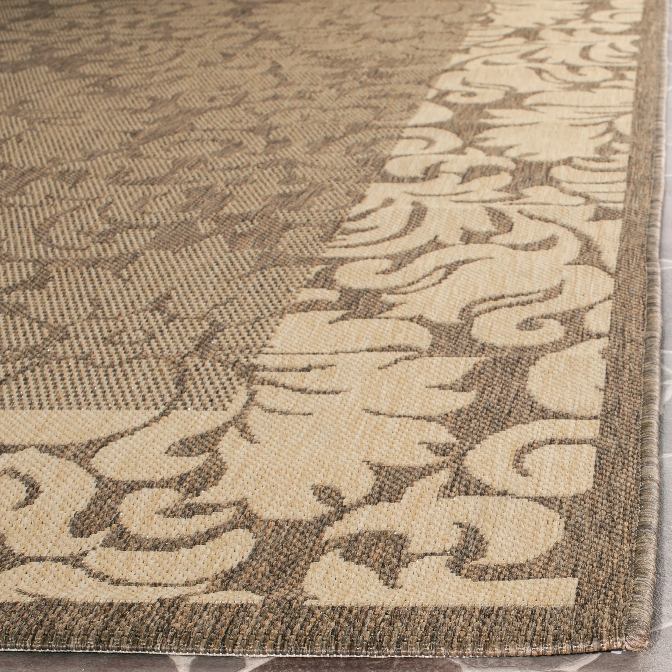 SAFAVIEH Courtyard Peggie Indoor/ Outdoor Patio Backyard Rug