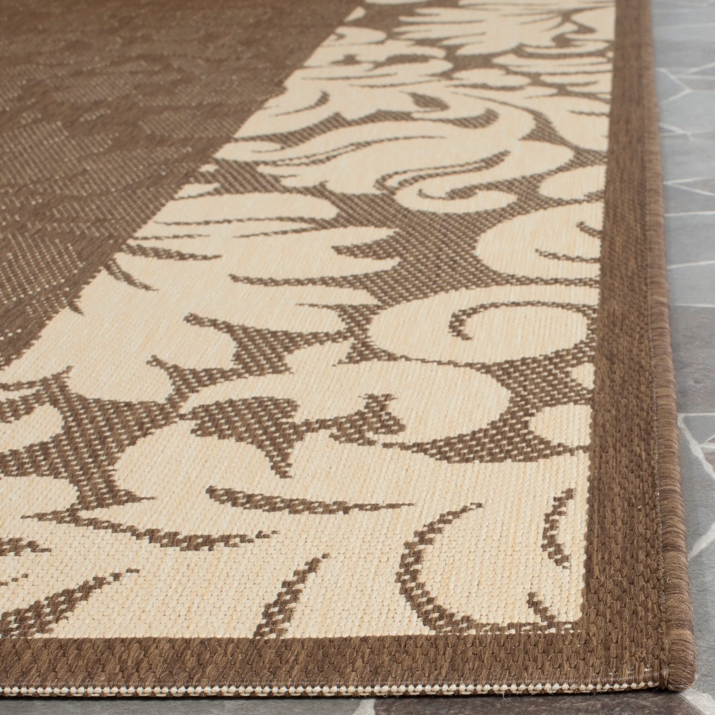 SAFAVIEH Courtyard Peggie Indoor/ Outdoor Patio Backyard Rug