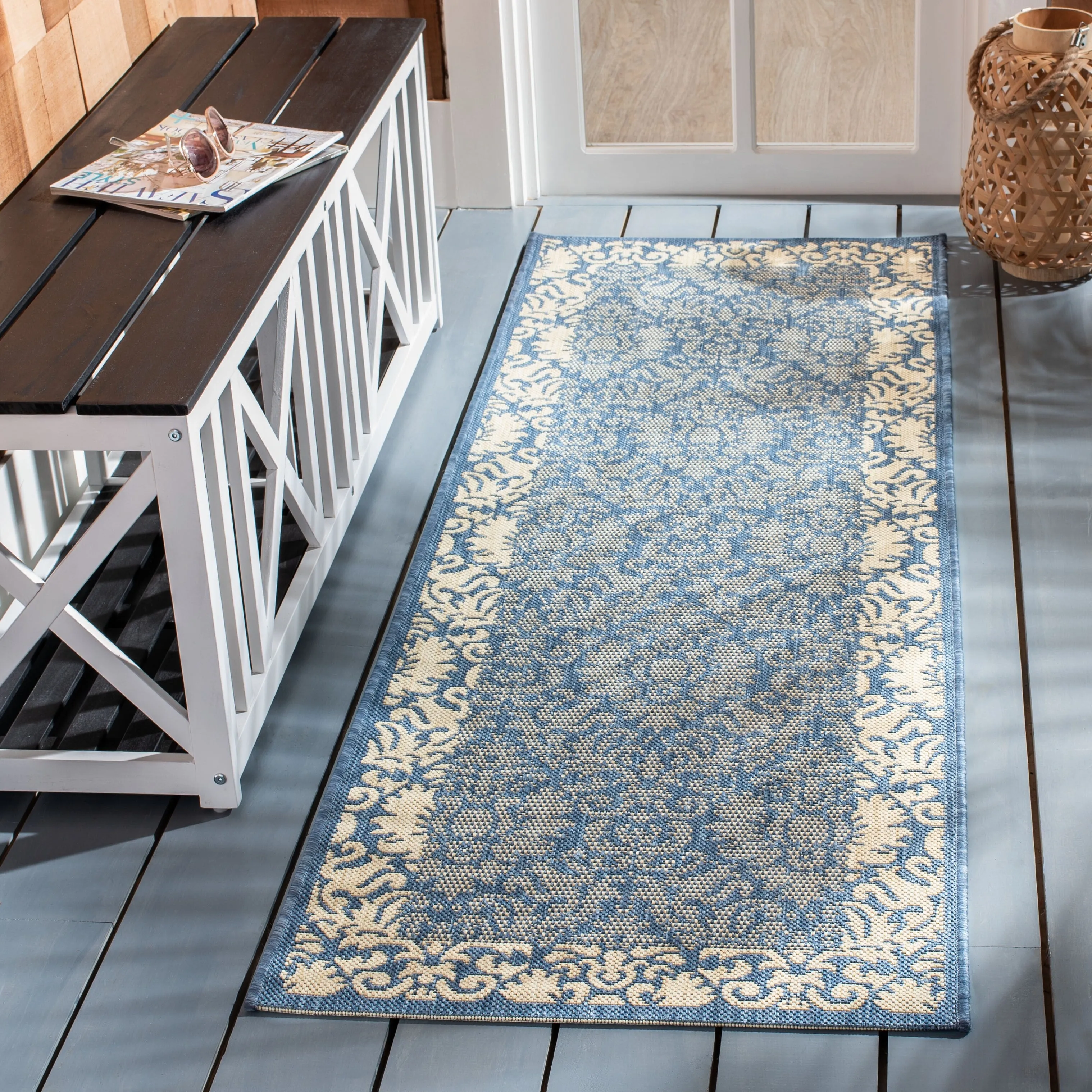 SAFAVIEH Courtyard Peggie Indoor/ Outdoor Patio Backyard Rug