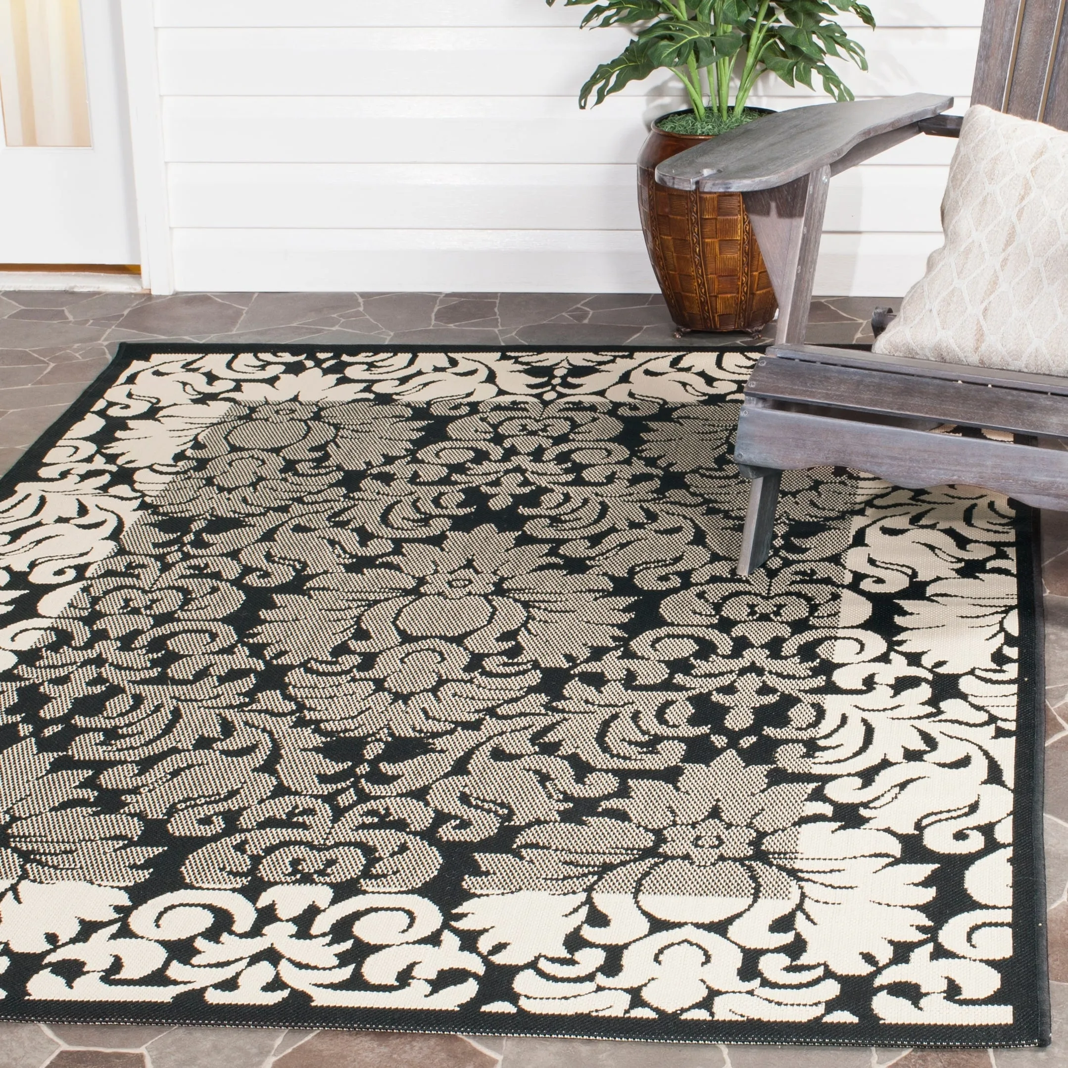 SAFAVIEH Courtyard Peggie Indoor/ Outdoor Patio Backyard Rug