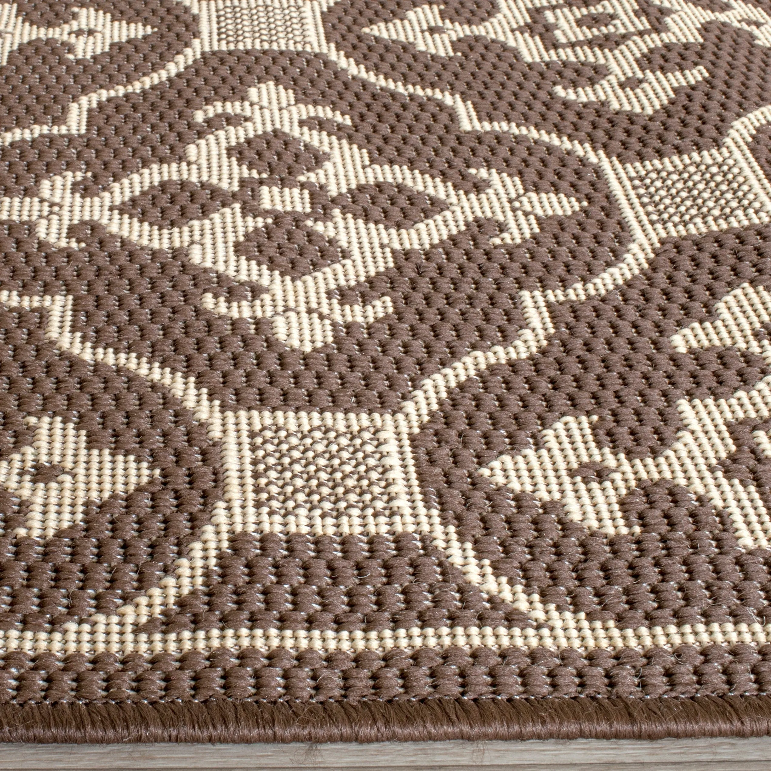 SAFAVIEH Courtyard Sonja Indoor/ Outdoor Waterproof Patio Backyard Rug