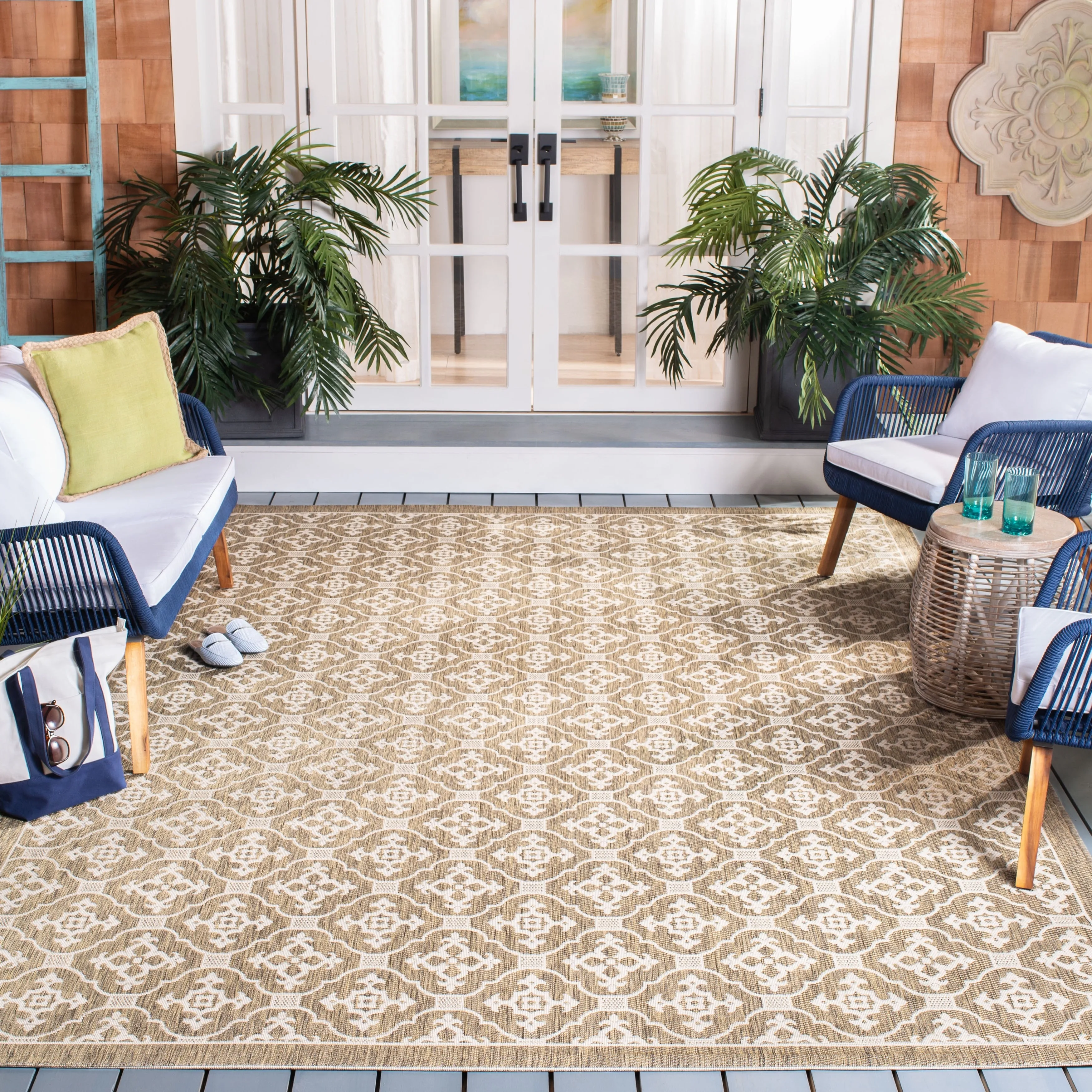 SAFAVIEH Courtyard Sonja Indoor/ Outdoor Waterproof Patio Backyard Rug