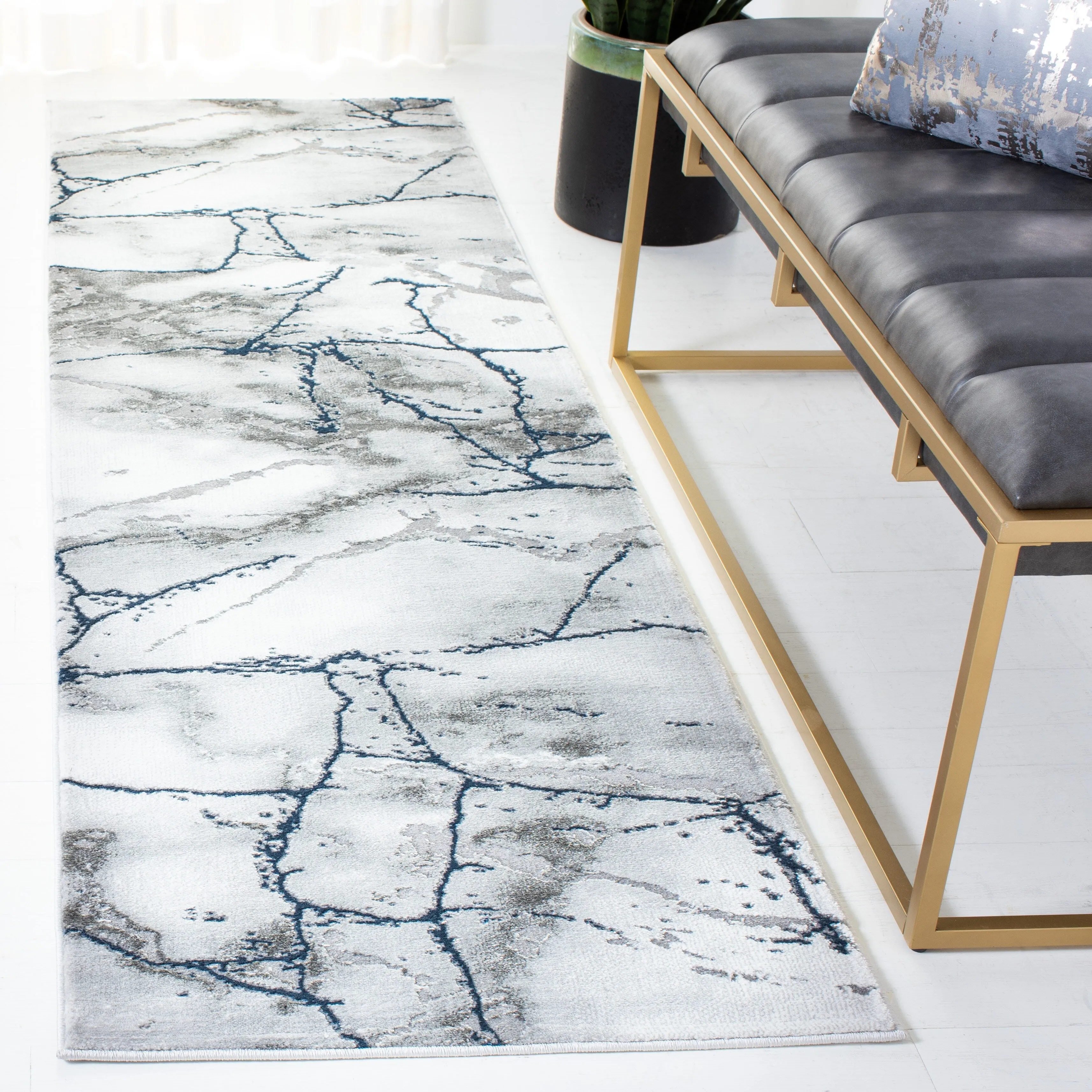 SAFAVIEH Craft Miyase Modern Abstract Rug