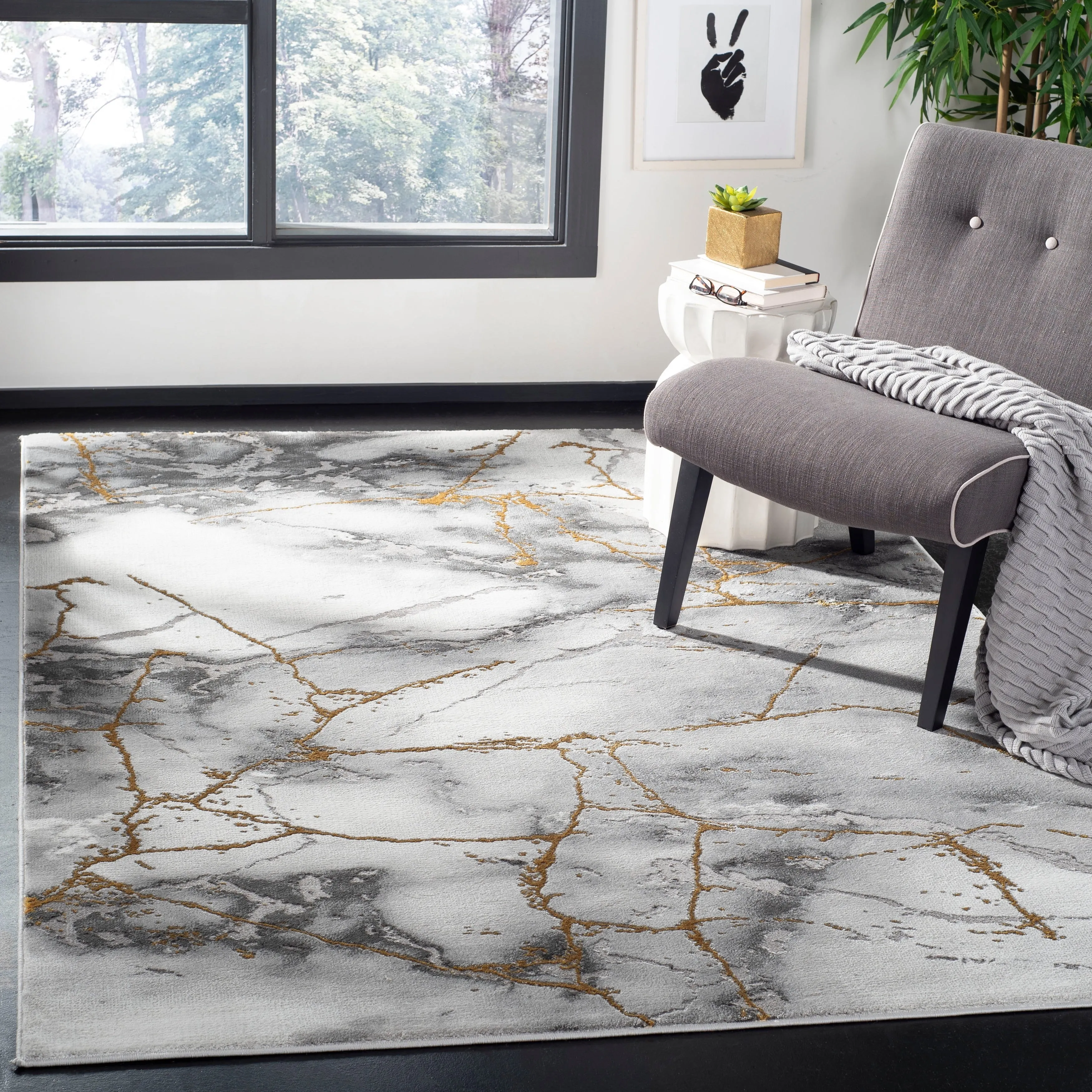 SAFAVIEH Craft Miyase Modern Abstract Rug