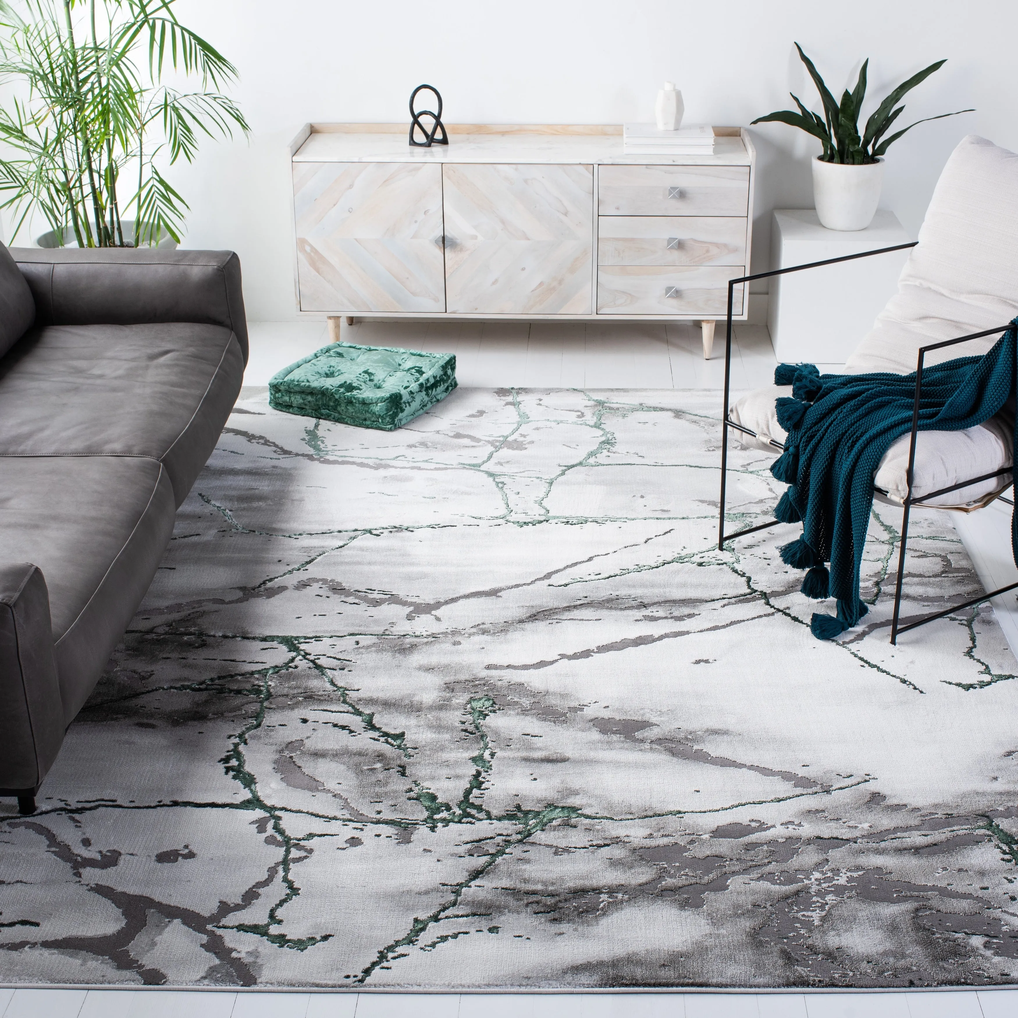 SAFAVIEH Craft Miyase Modern Abstract Rug