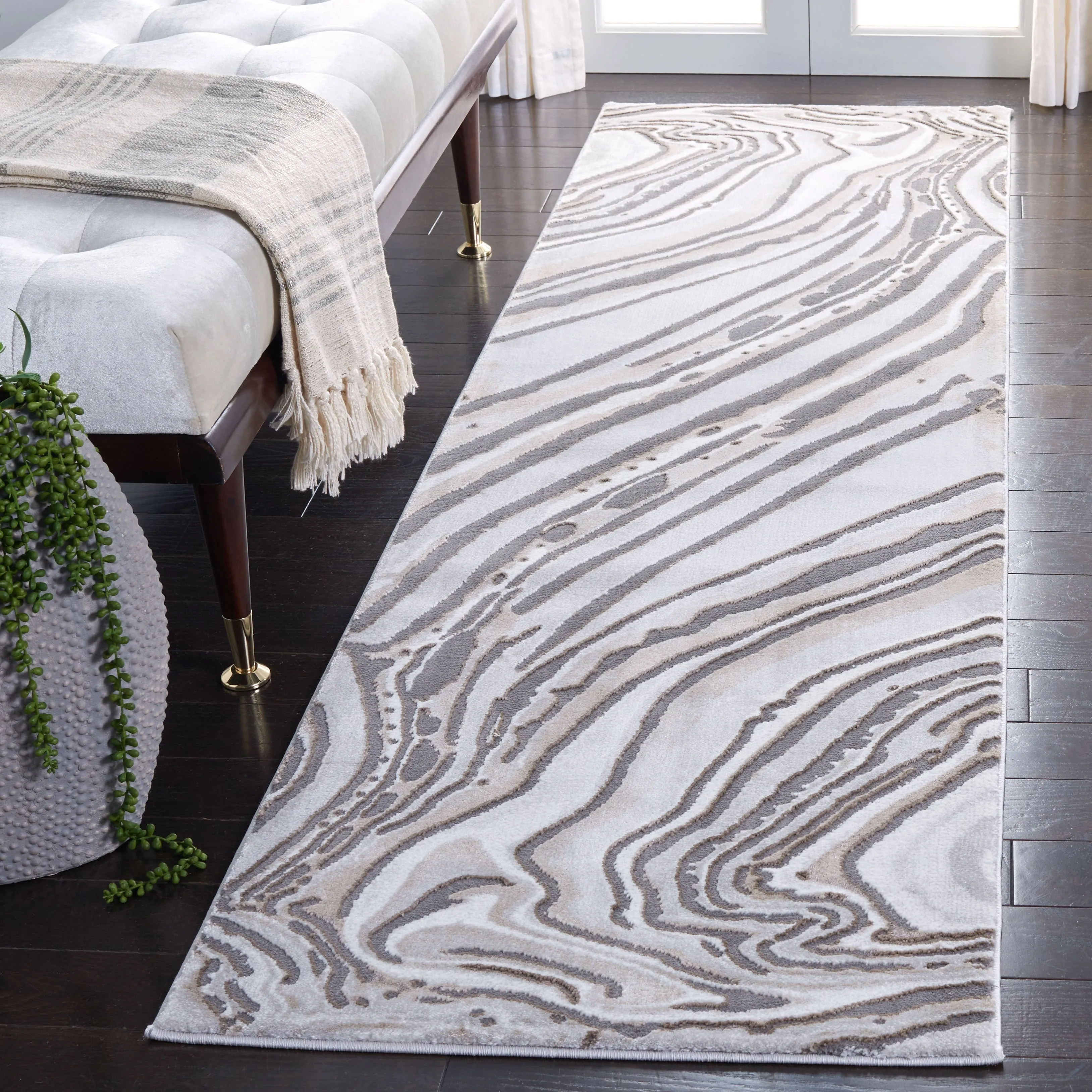 SAFAVIEH Craft Zdravka Modern Abstract Rug
