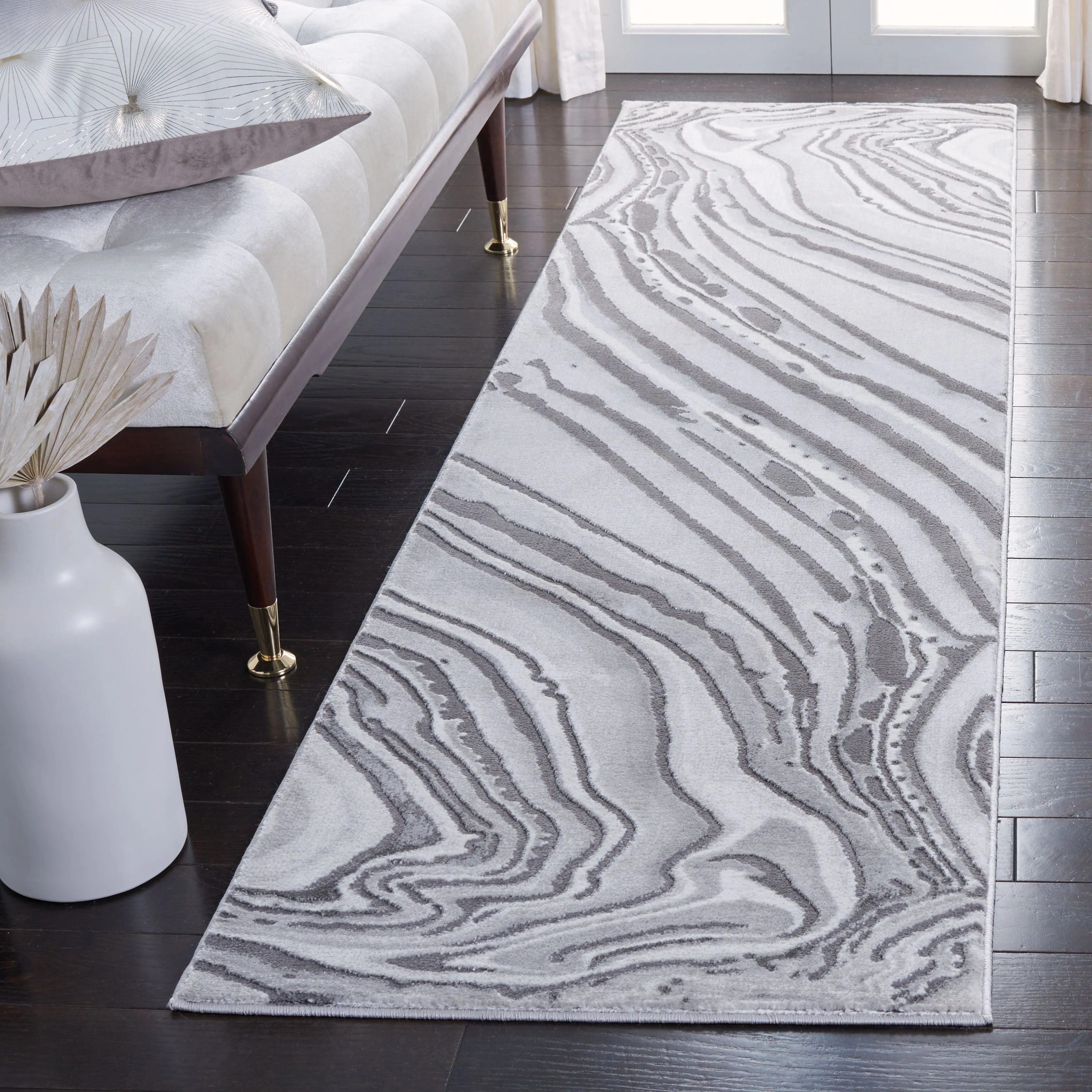 SAFAVIEH Craft Zdravka Modern Abstract Rug