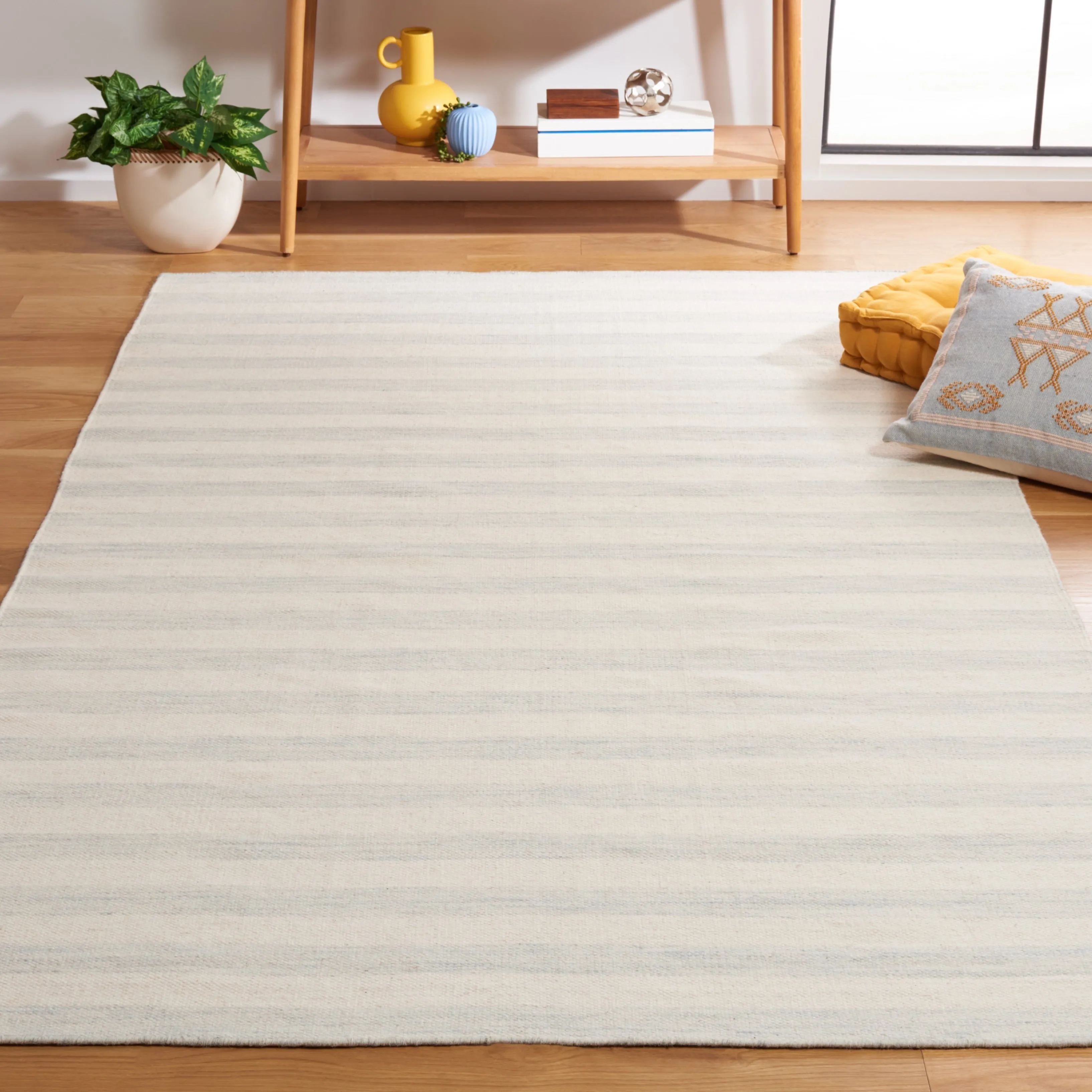 SAFAVIEH Dhurries Aiva Hand-knotted Stripe Area Rug