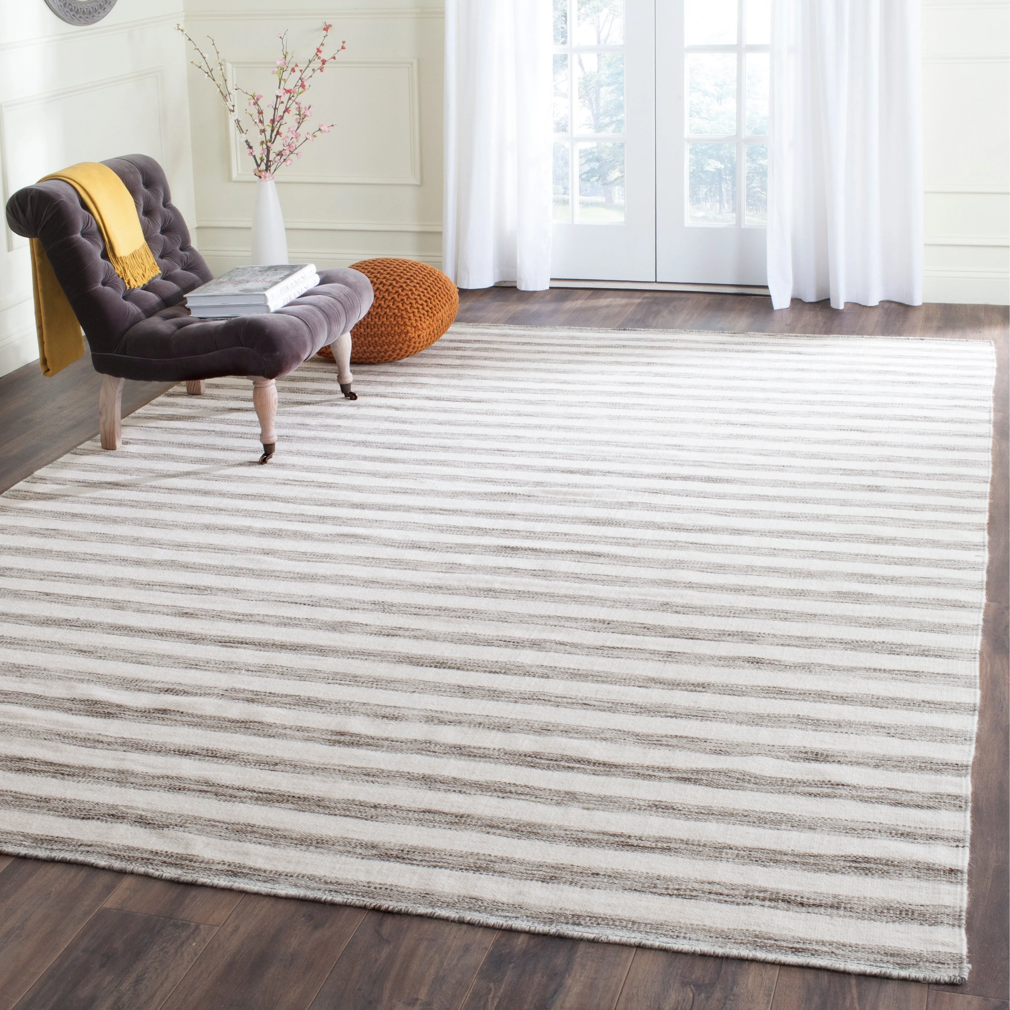 SAFAVIEH Dhurries Aiva Hand-knotted Stripe Area Rug