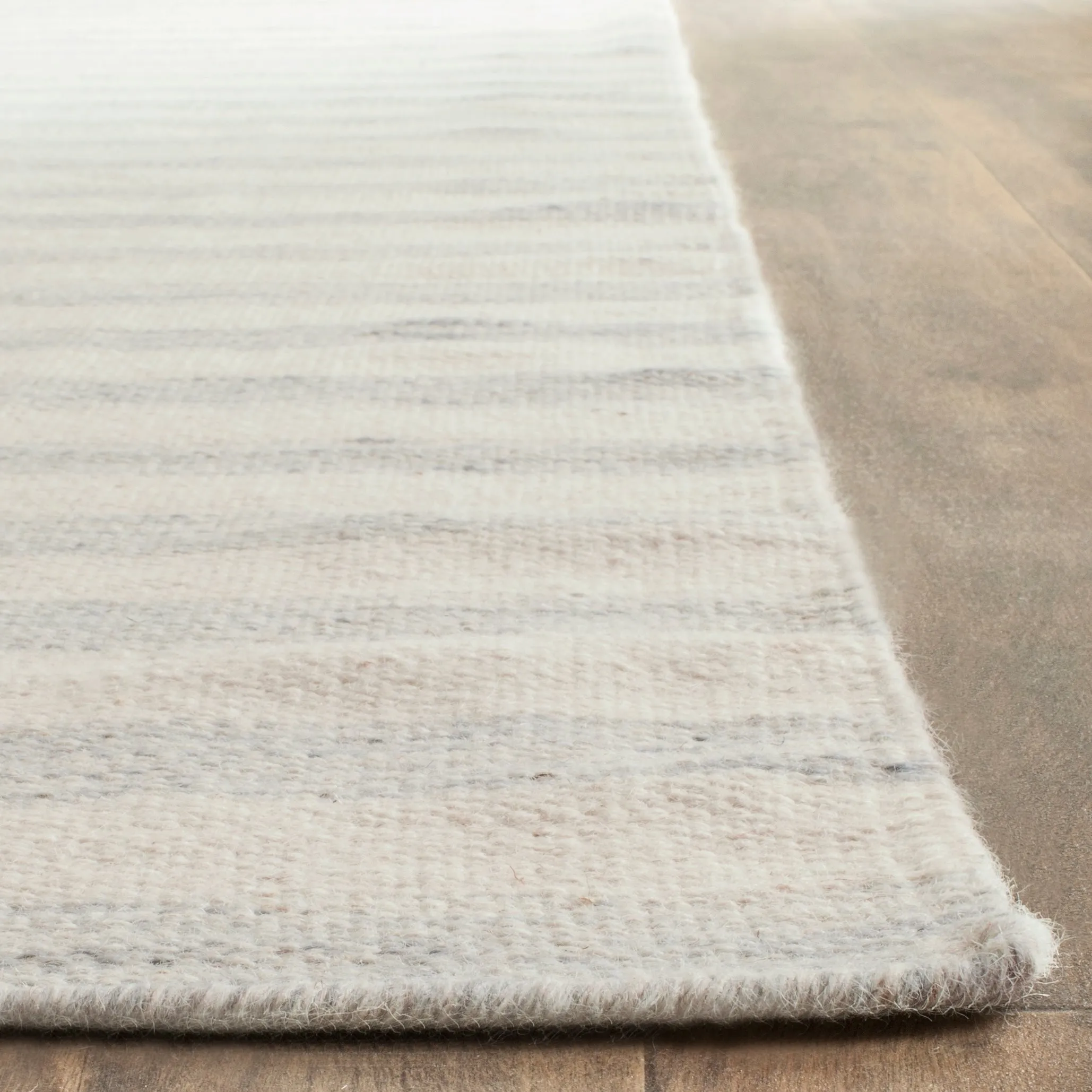 SAFAVIEH Dhurries Aiva Hand-knotted Stripe Area Rug
