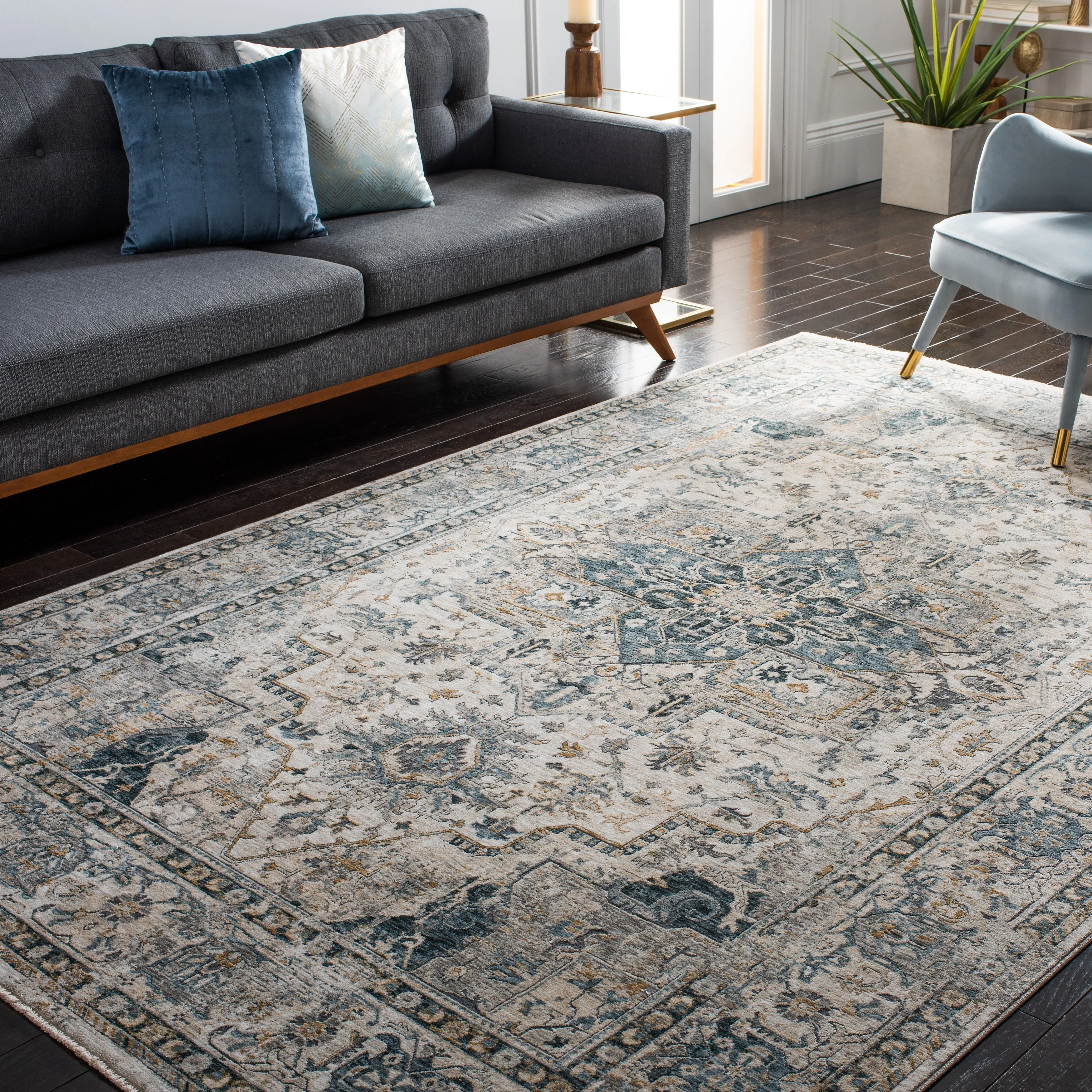 SAFAVIEH Dream Fugen Vintage Traditional Oriental Rug
