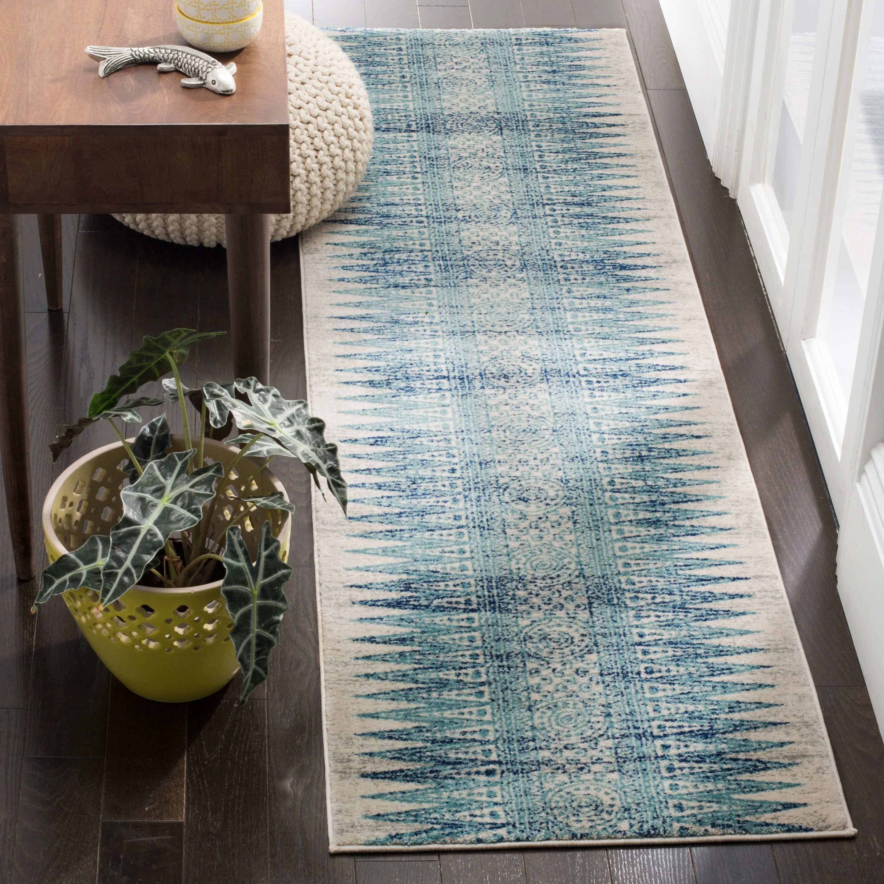 SAFAVIEH Evoke Cecylia Vintage Boho Rug