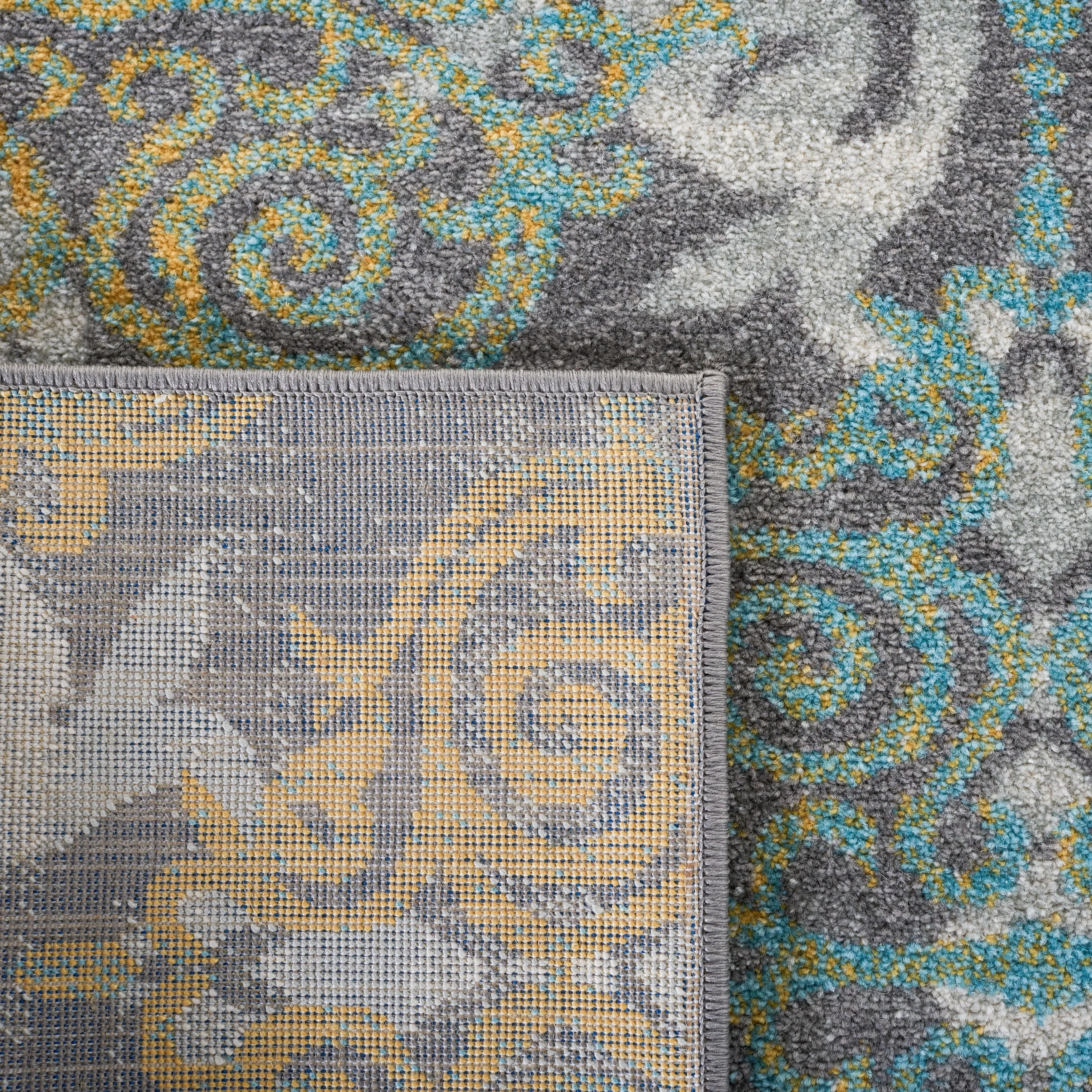 SAFAVIEH Evoke Deschka Vintage Boho Medallion Rug