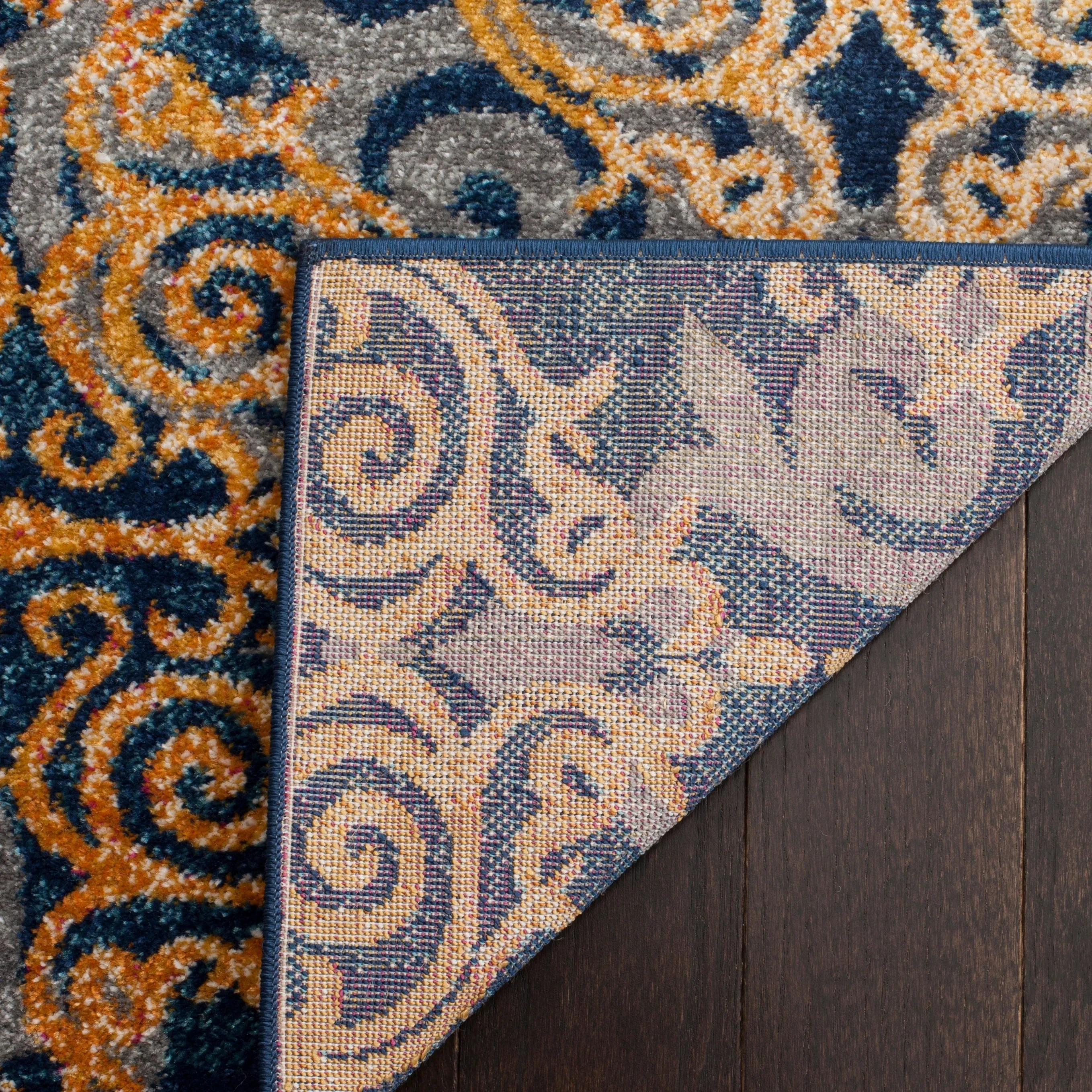 SAFAVIEH Evoke Deschka Vintage Boho Medallion Rug