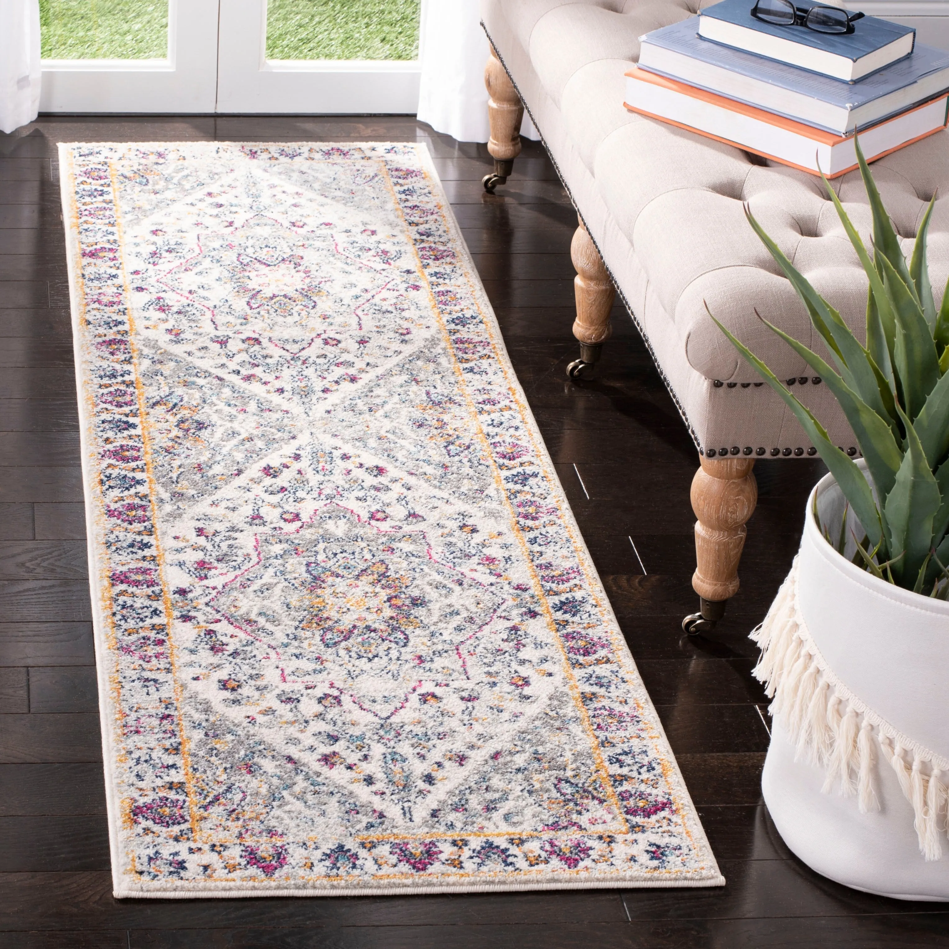 SAFAVIEH Evoke Slavenka Vintage Boho Medallion Rug
