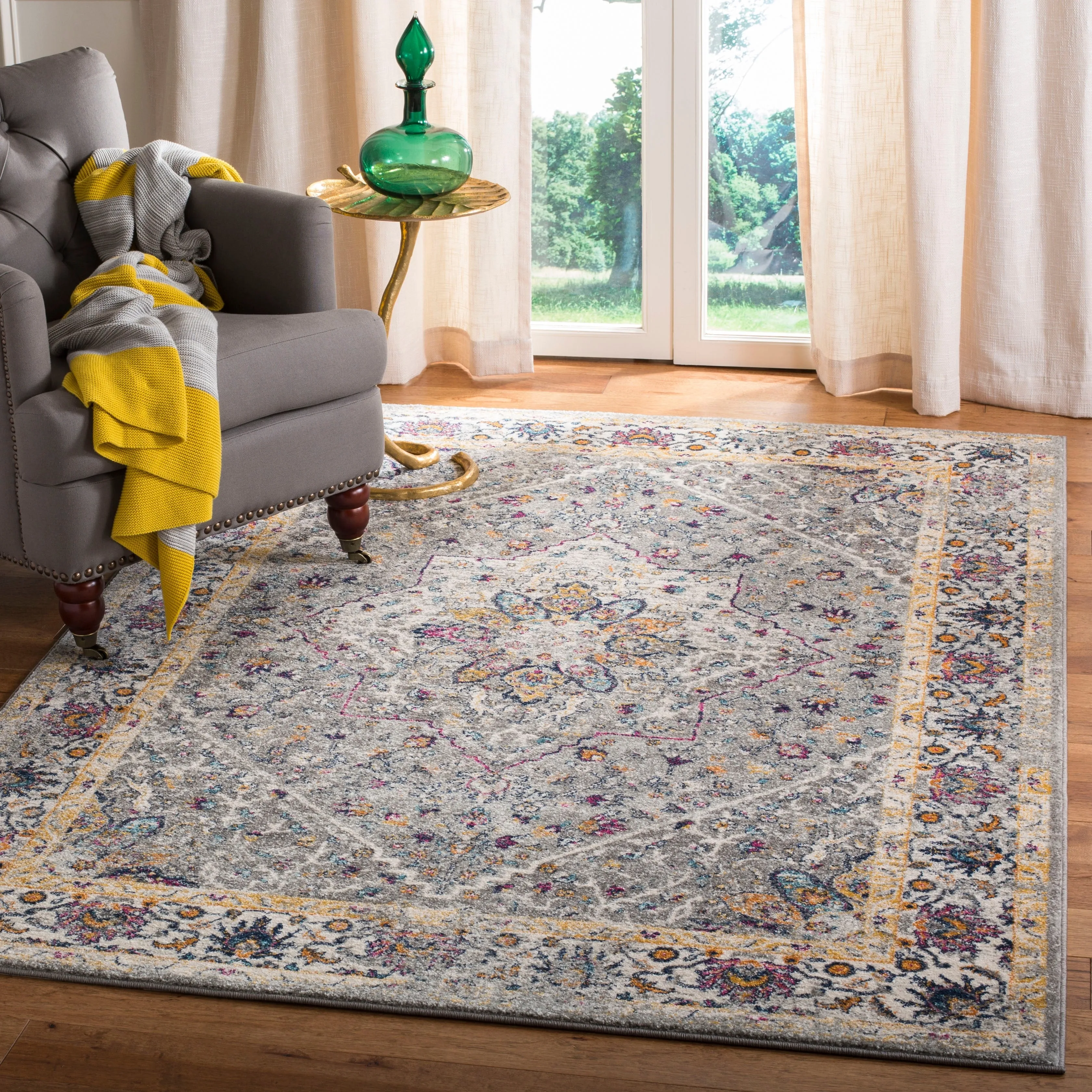 SAFAVIEH Evoke Slavenka Vintage Boho Medallion Rug