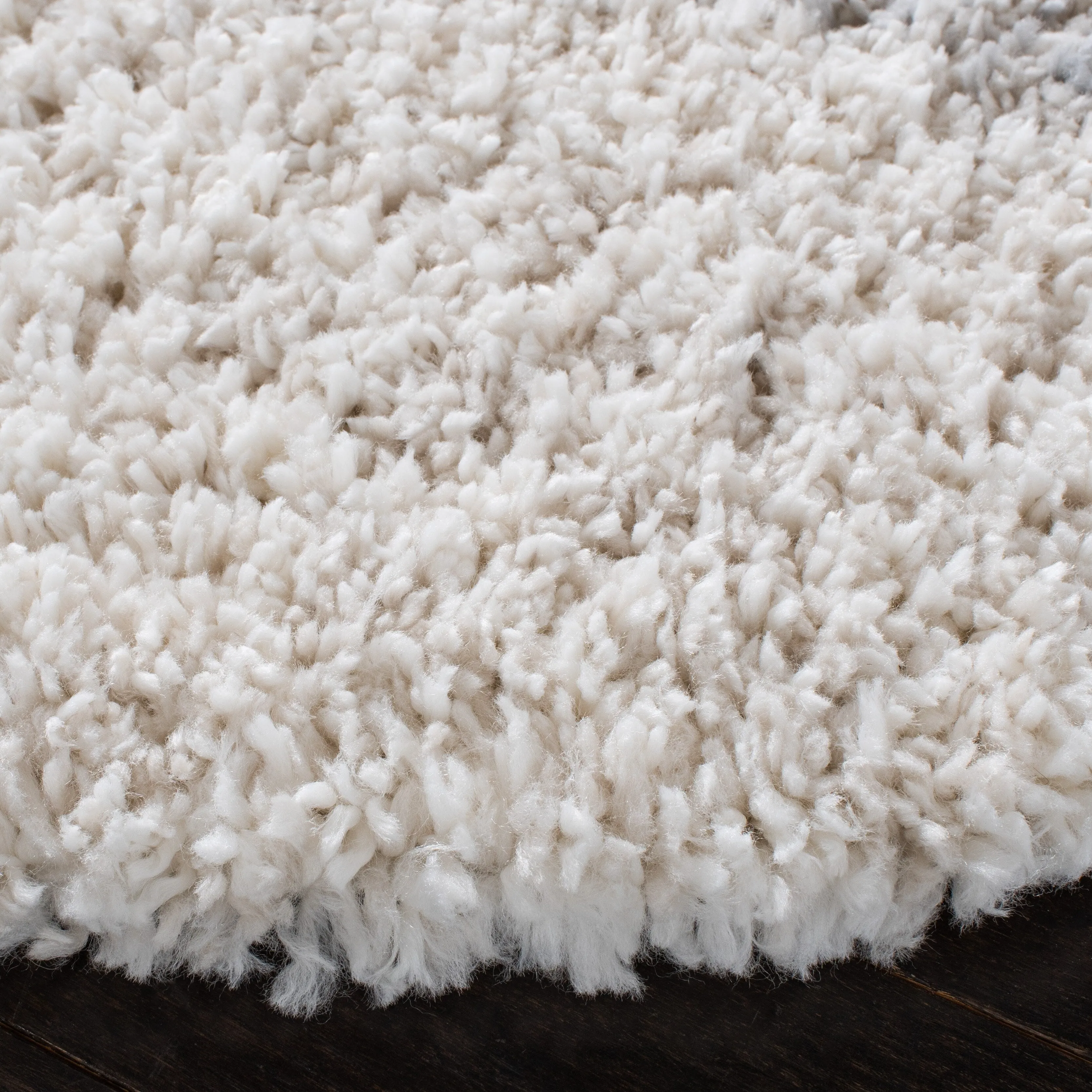 SAFAVIEH Fontana Shag Radha Modern Abstract 2-inch Thick Rug