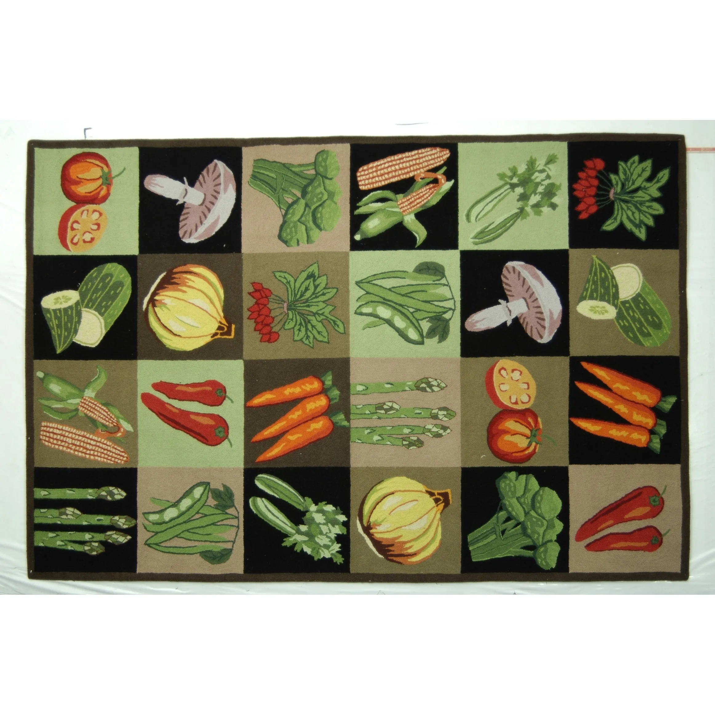 SAFAVIEH Hand-hooked Vintage Poster Carolijn Novelty Wool Rug