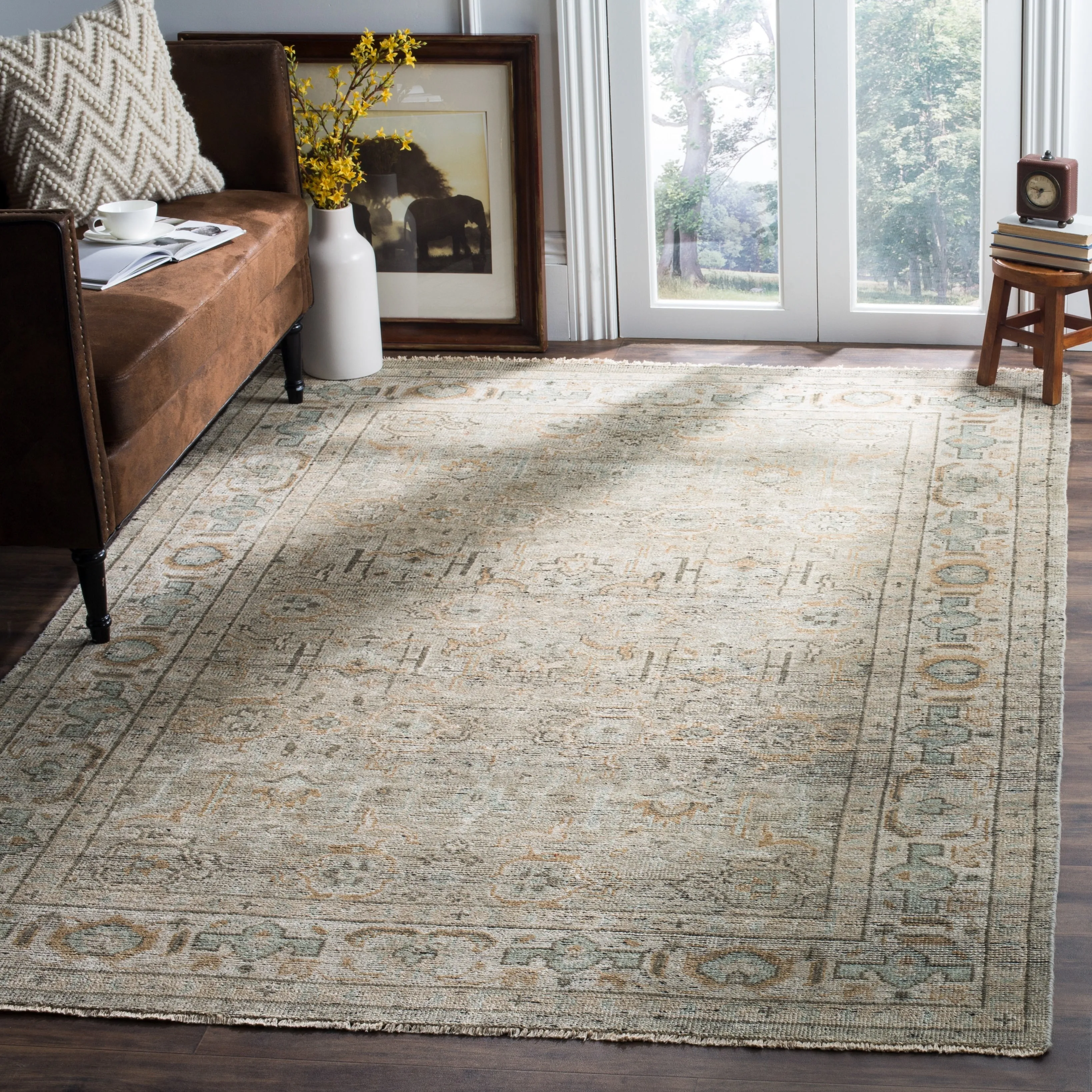 SAFAVIEH Hand-knotted Izmir Buket Oriental Wool Area Rug