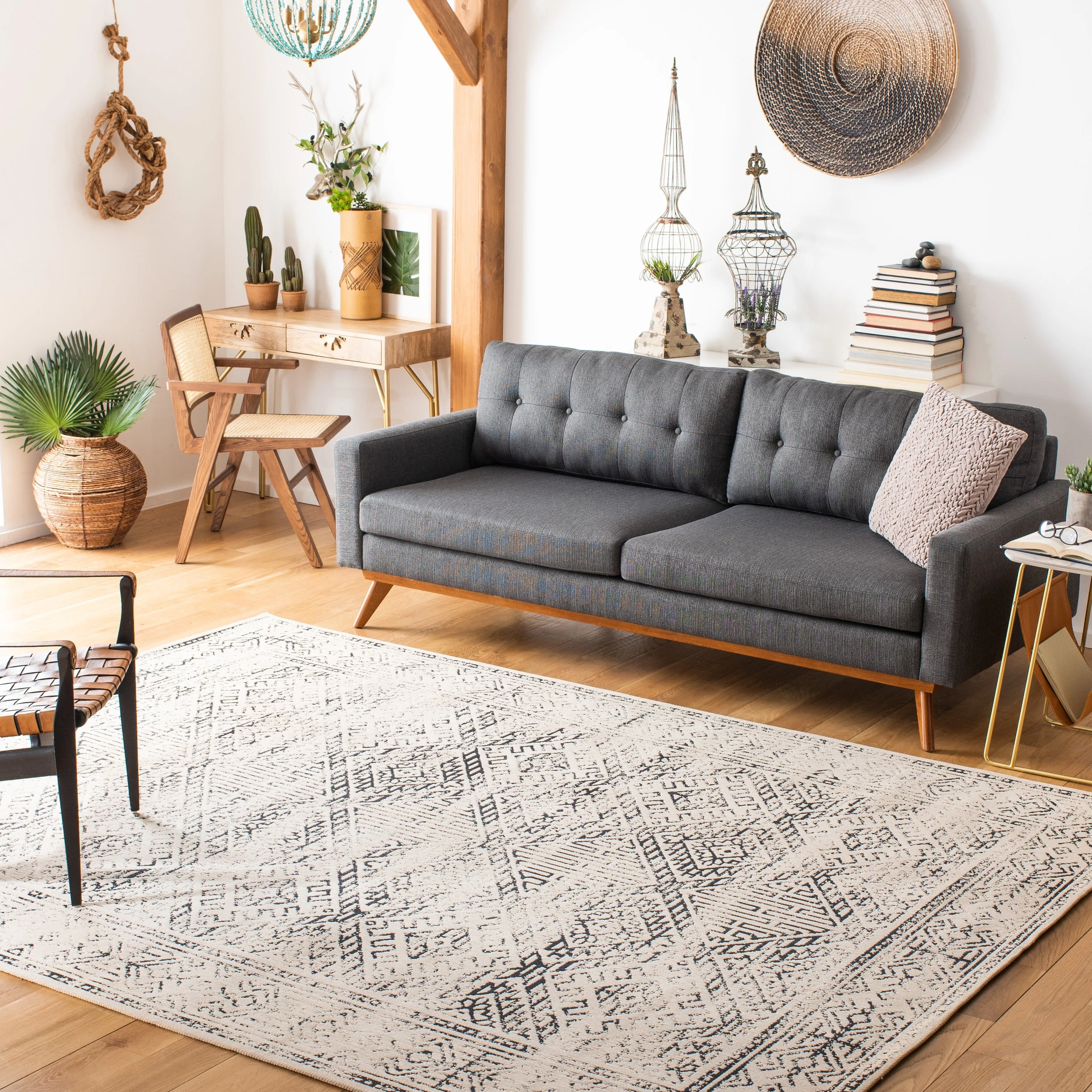 SAFAVIEH Hand-Woven Classic Vintage Tessa Moroccan Rug