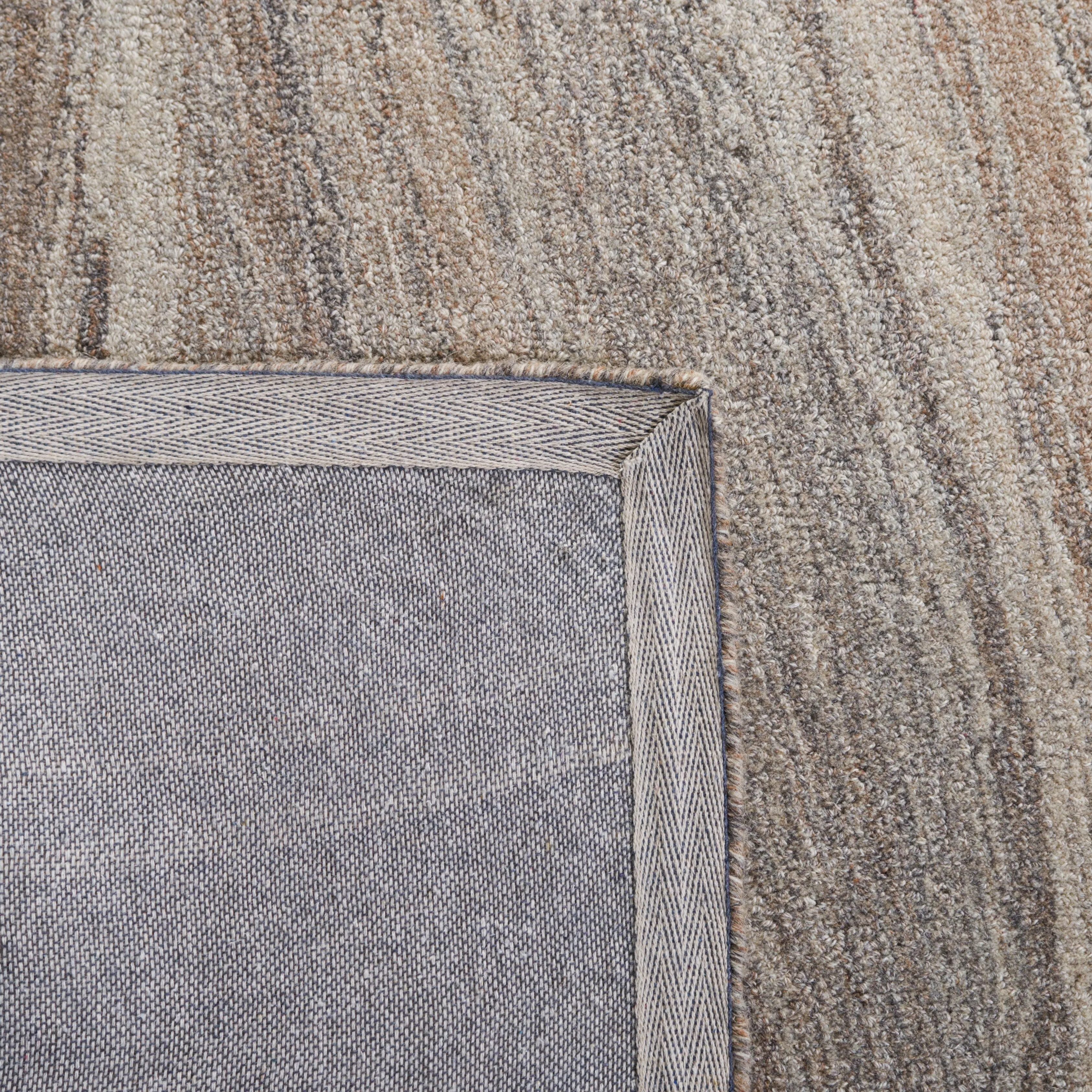 SAFAVIEH Handmade Abstract Abhilasha Modern Wool Rug