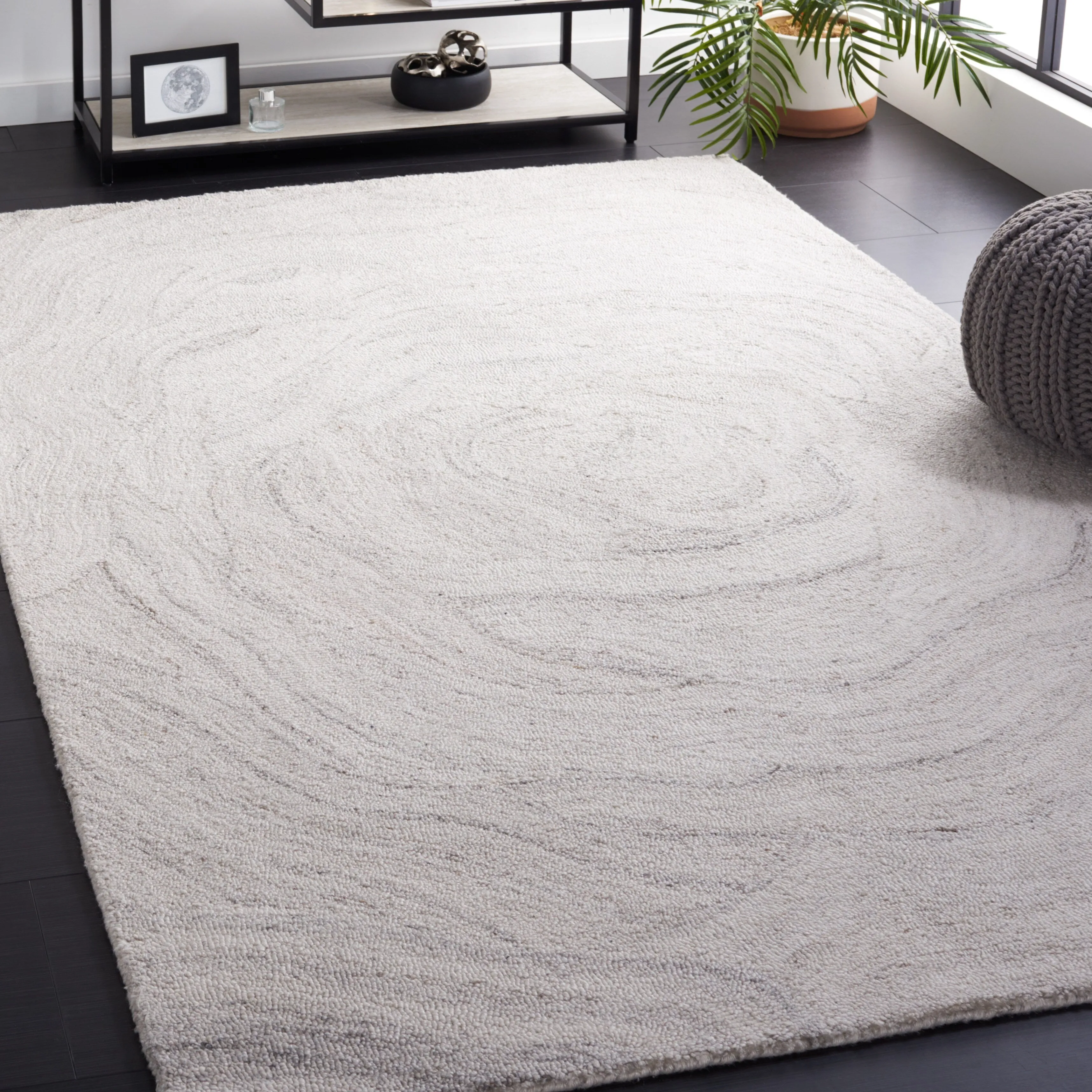 SAFAVIEH Handmade Abstract Algimanta Modern Rug