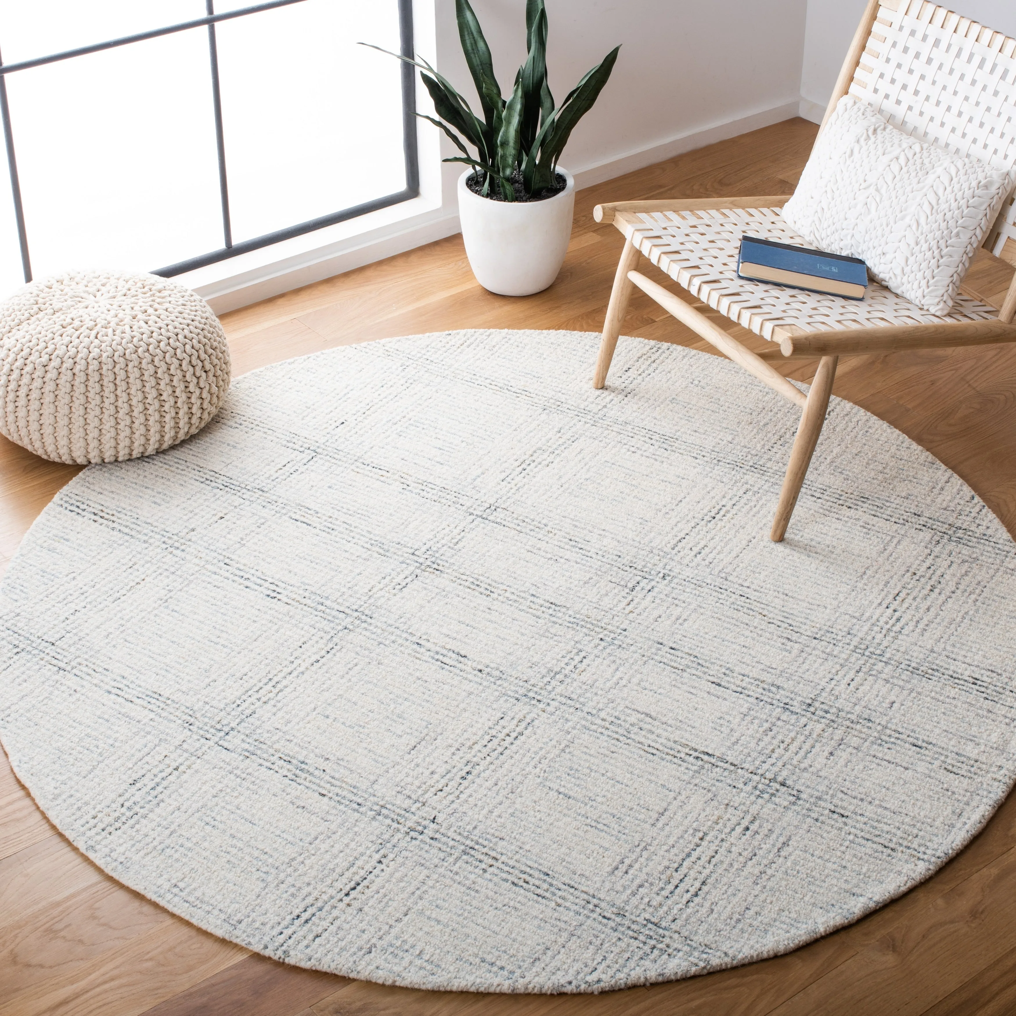SAFAVIEH Handmade Abstract Catela Checkered Wool Rug