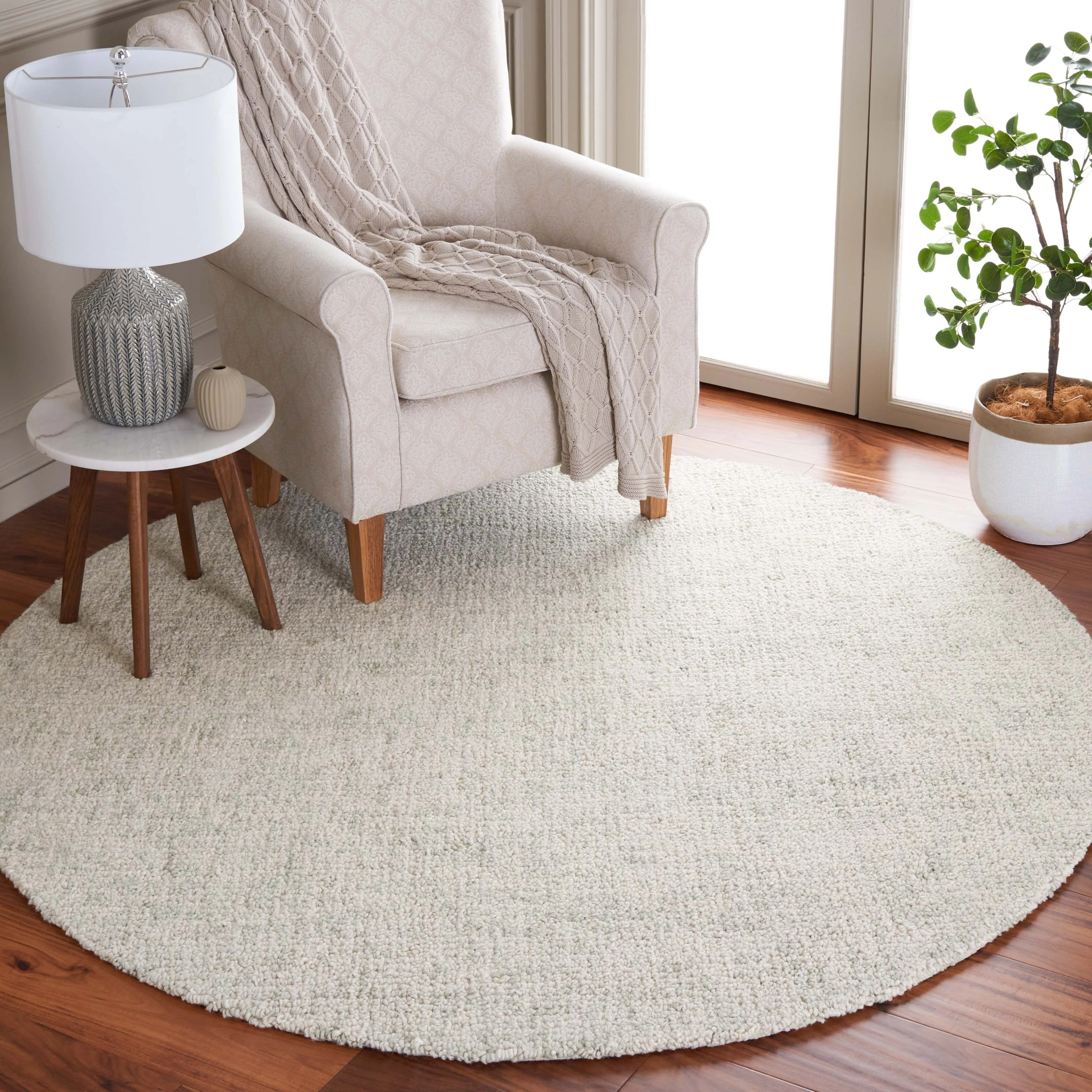 SAFAVIEH Handmade Abstract Euphrasie Modern Wool Rug