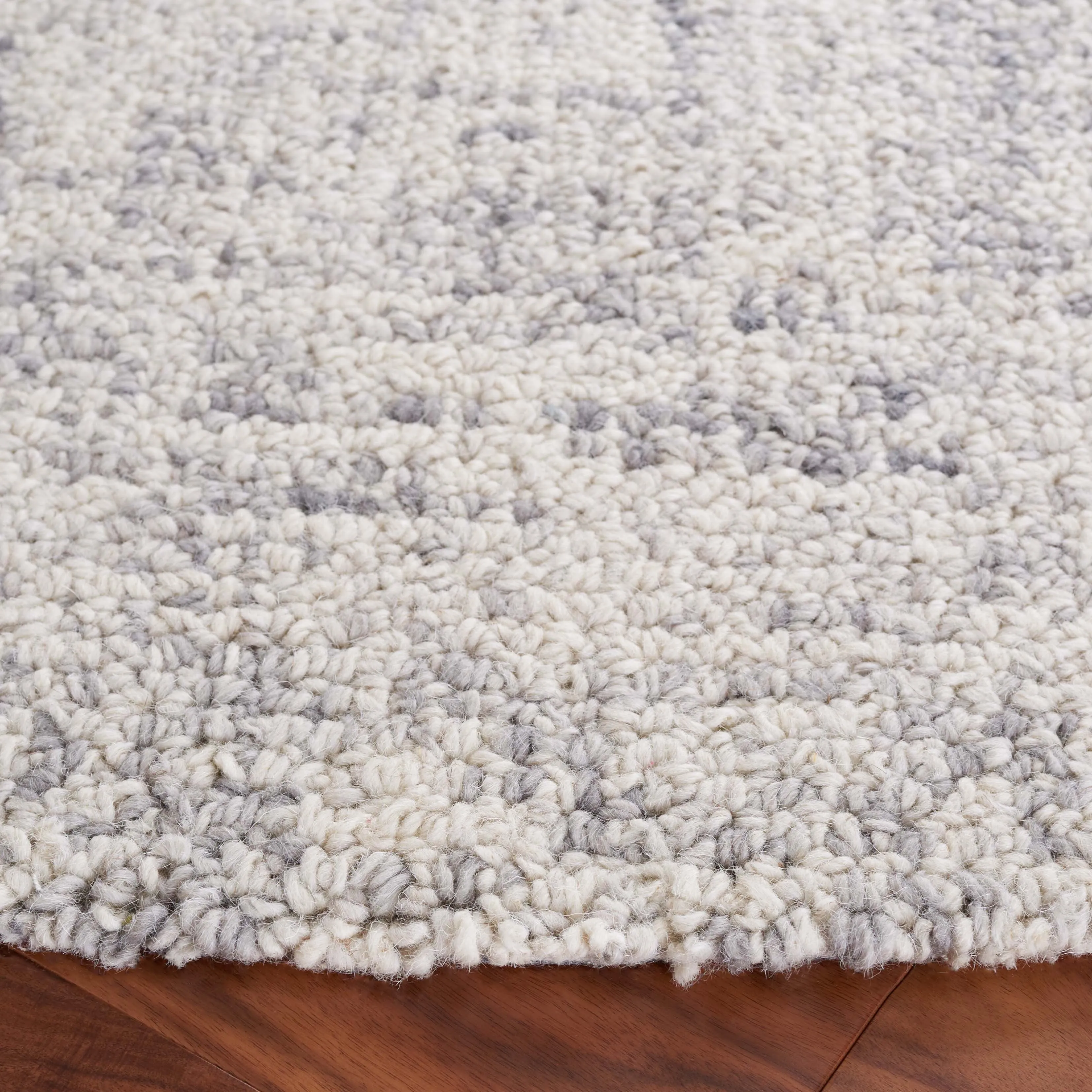 SAFAVIEH Handmade Abstract Euphrasie Modern Wool Rug