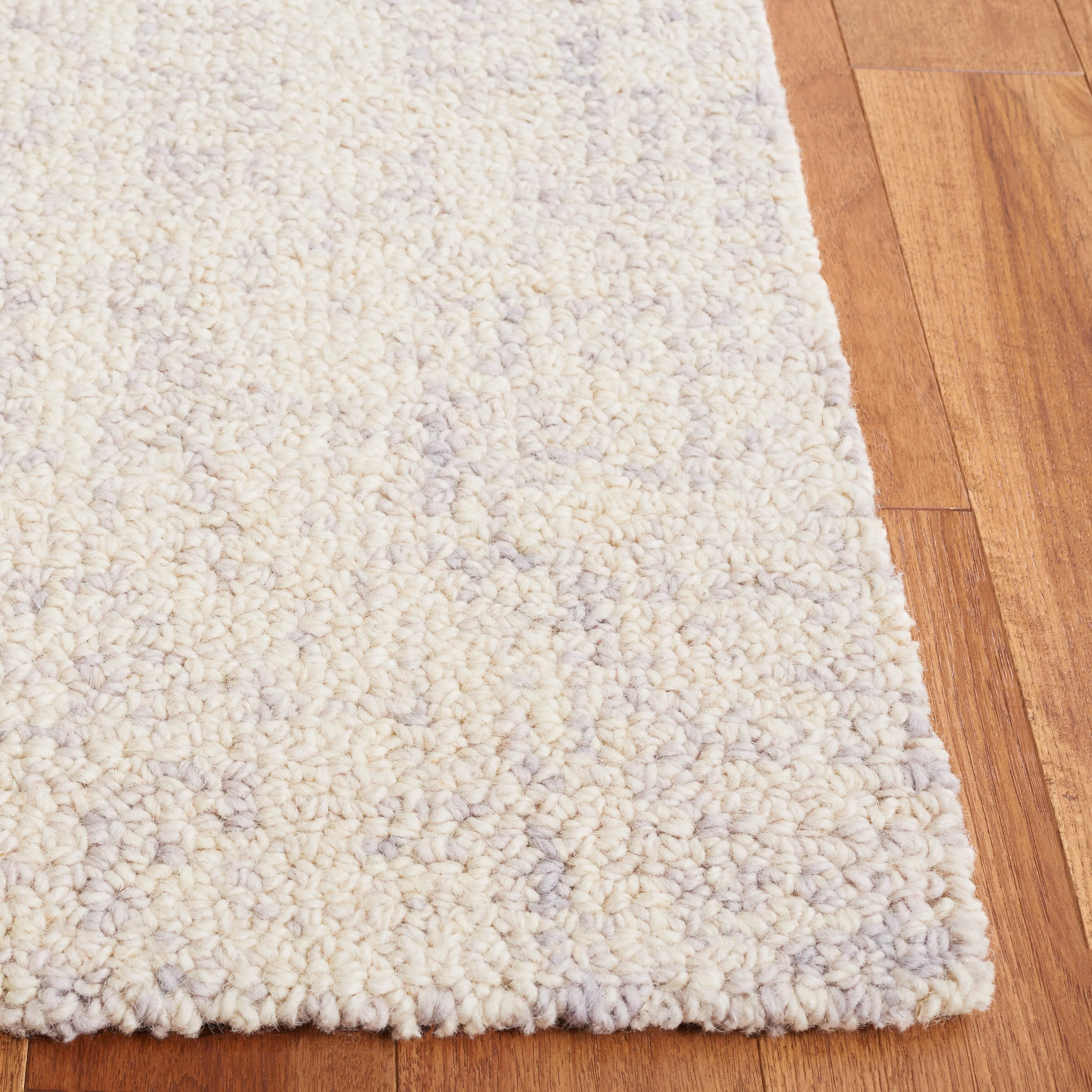 SAFAVIEH Handmade Abstract Euphrasie Modern Wool Rug