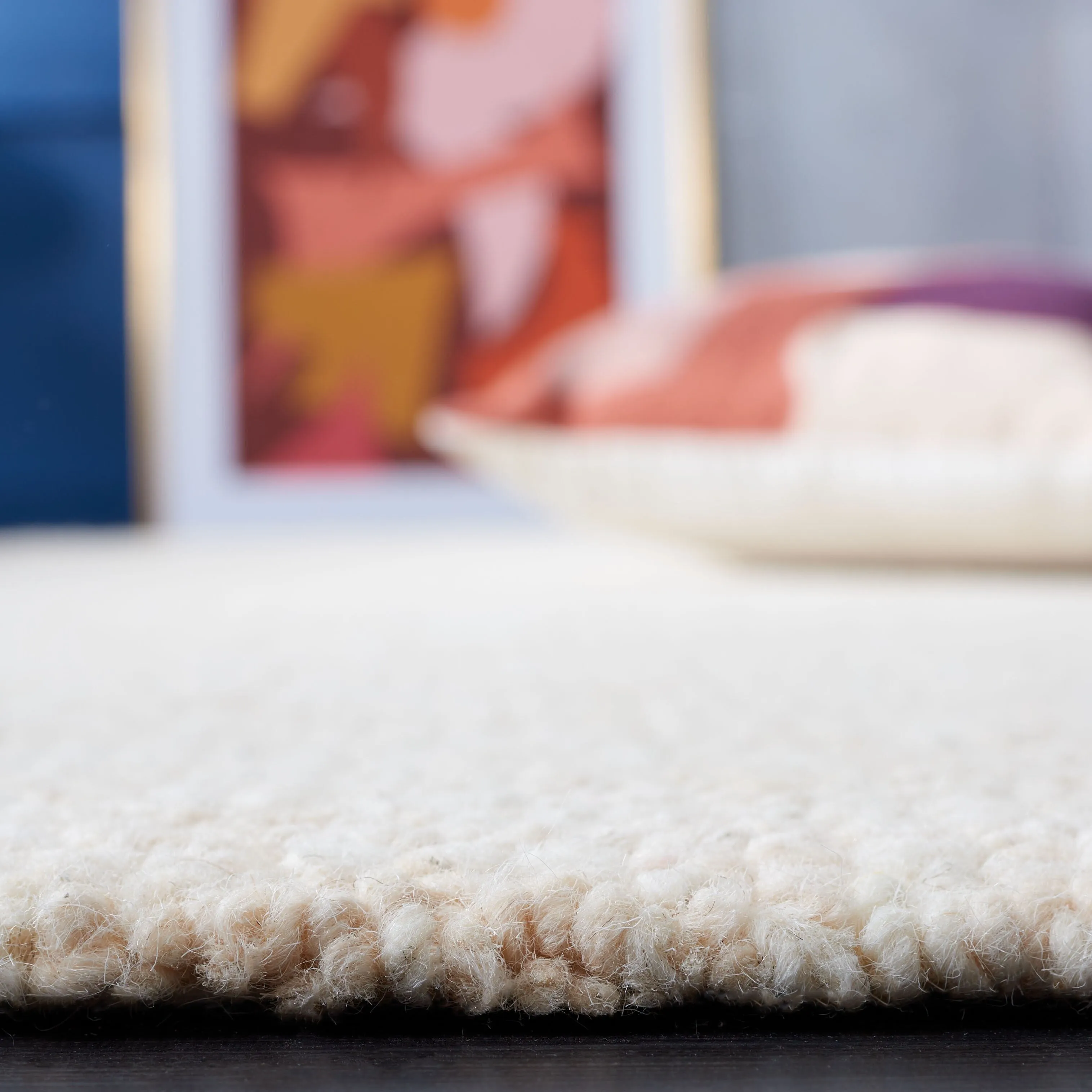 SAFAVIEH Handmade Abstract Euphrasie Modern Wool Rug