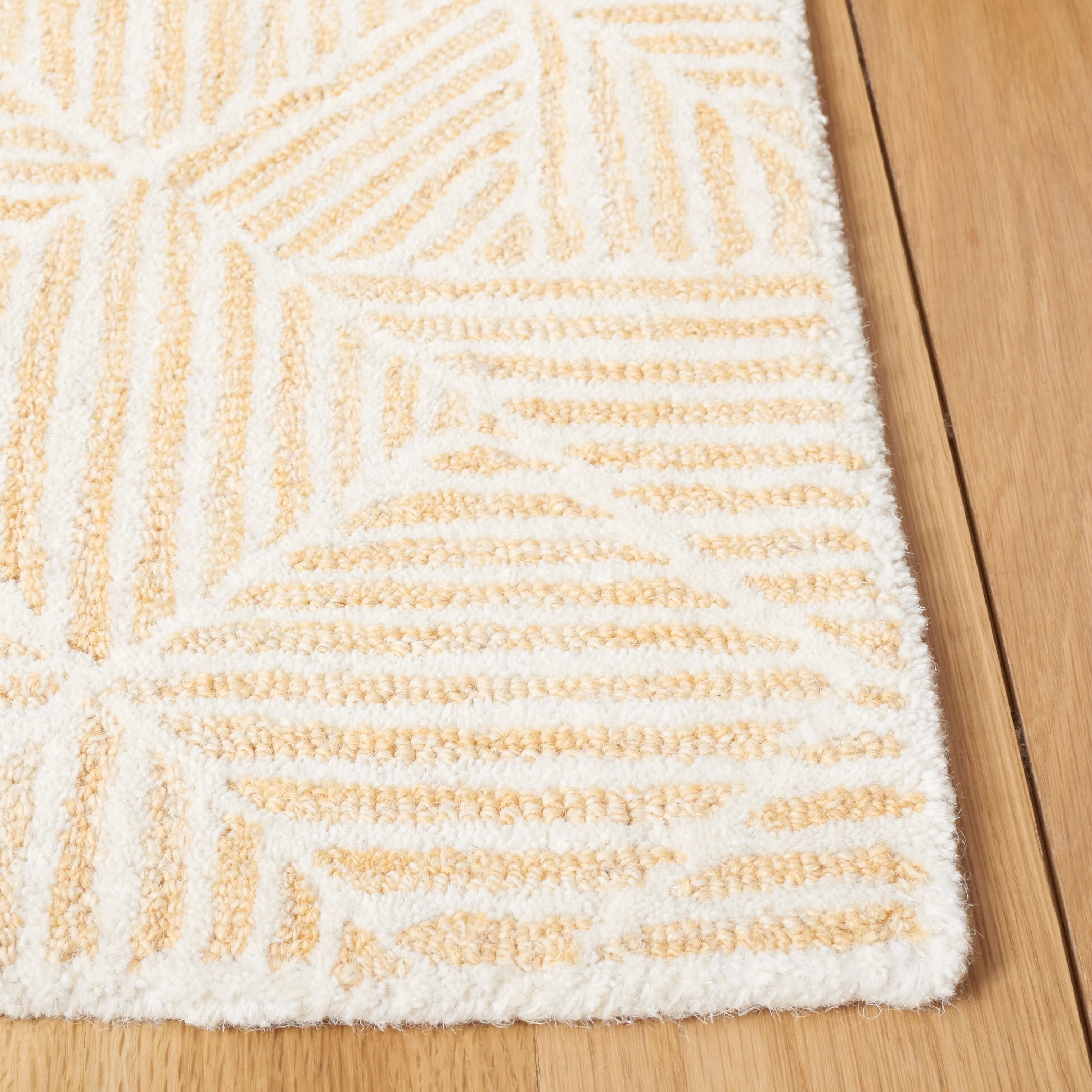 SAFAVIEH Handmade Abstract Harmanna Modern Wool Rug
