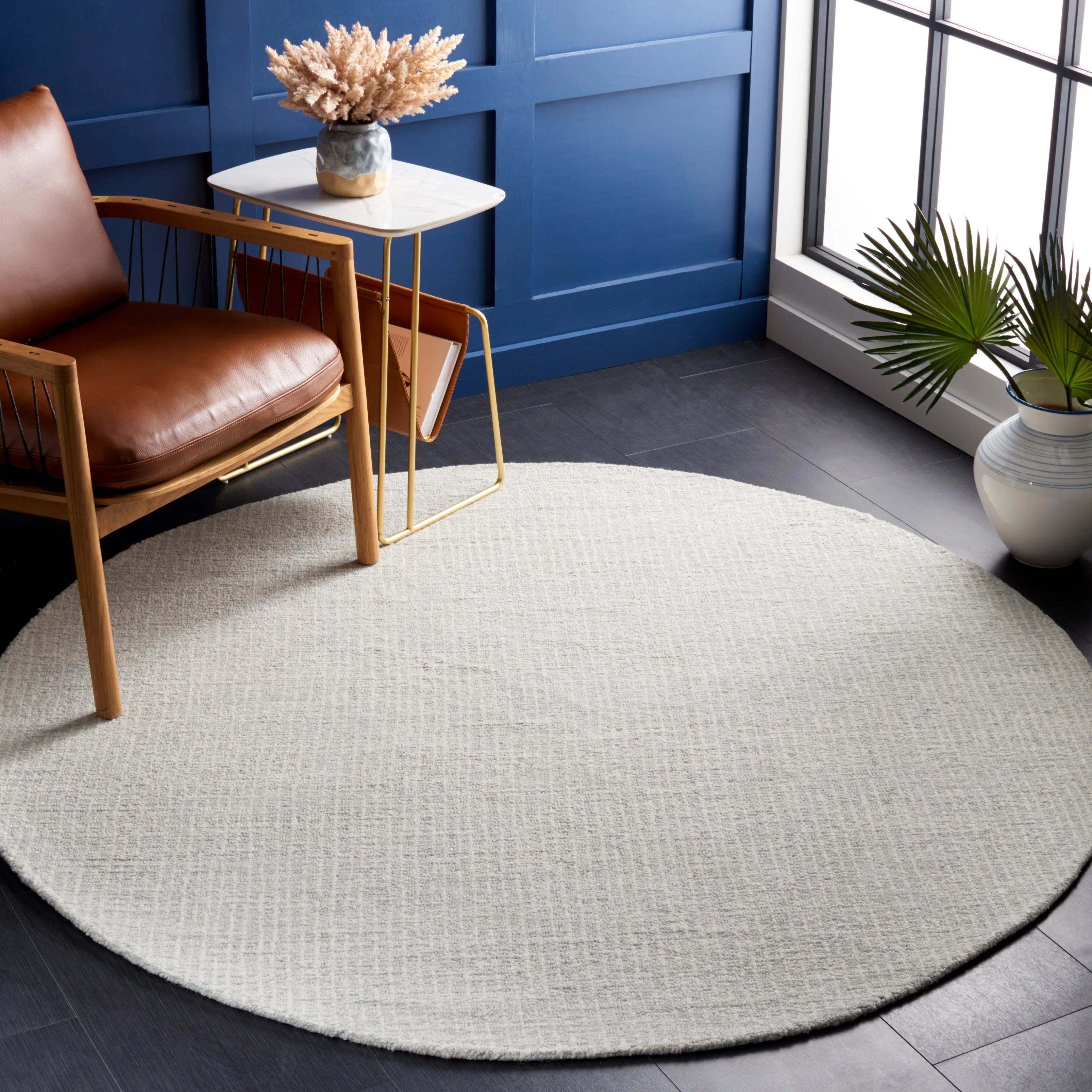 SAFAVIEH Handmade Abstract Lotje Modern Wool Rug