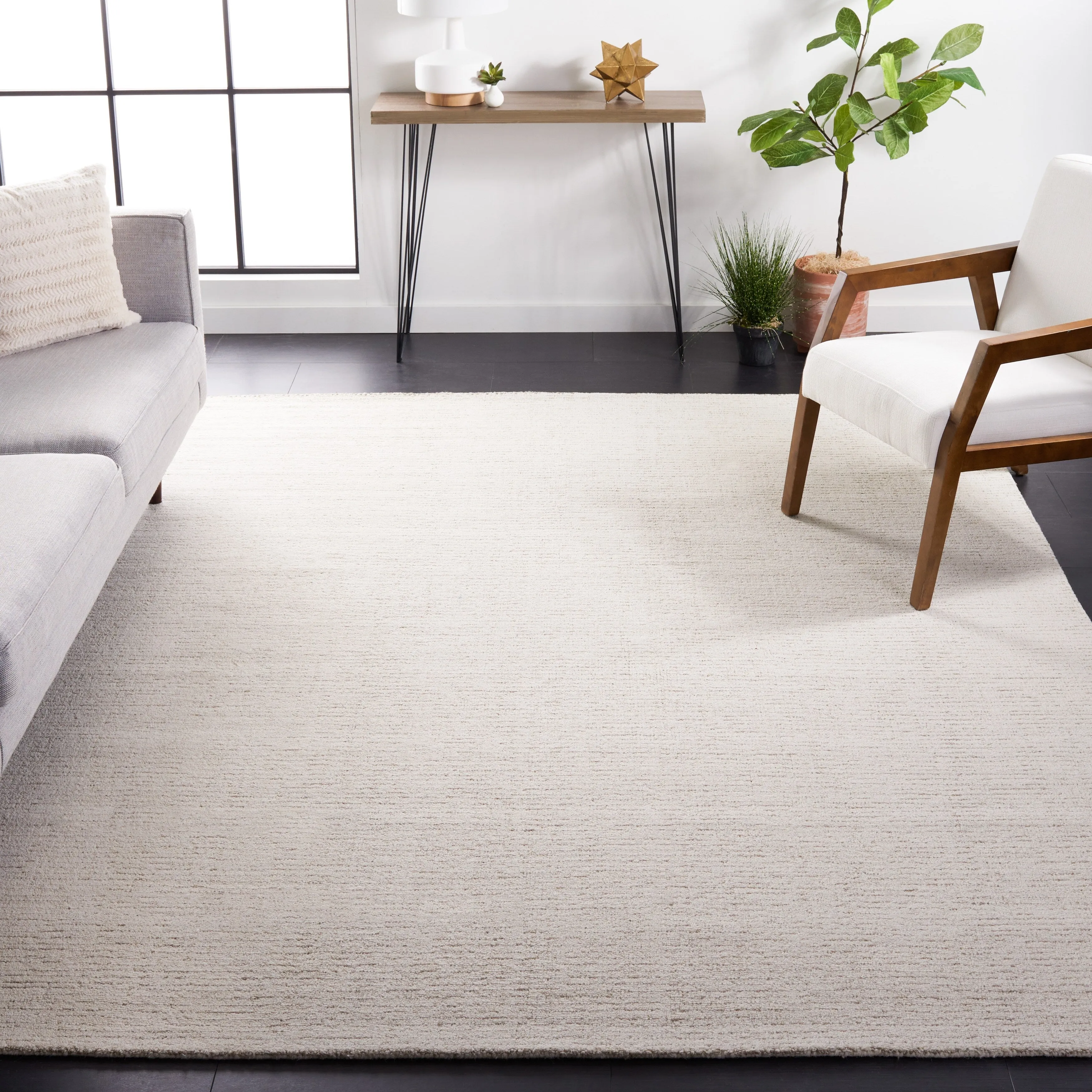 SAFAVIEH Handmade Abstract Lotje Modern Wool Rug