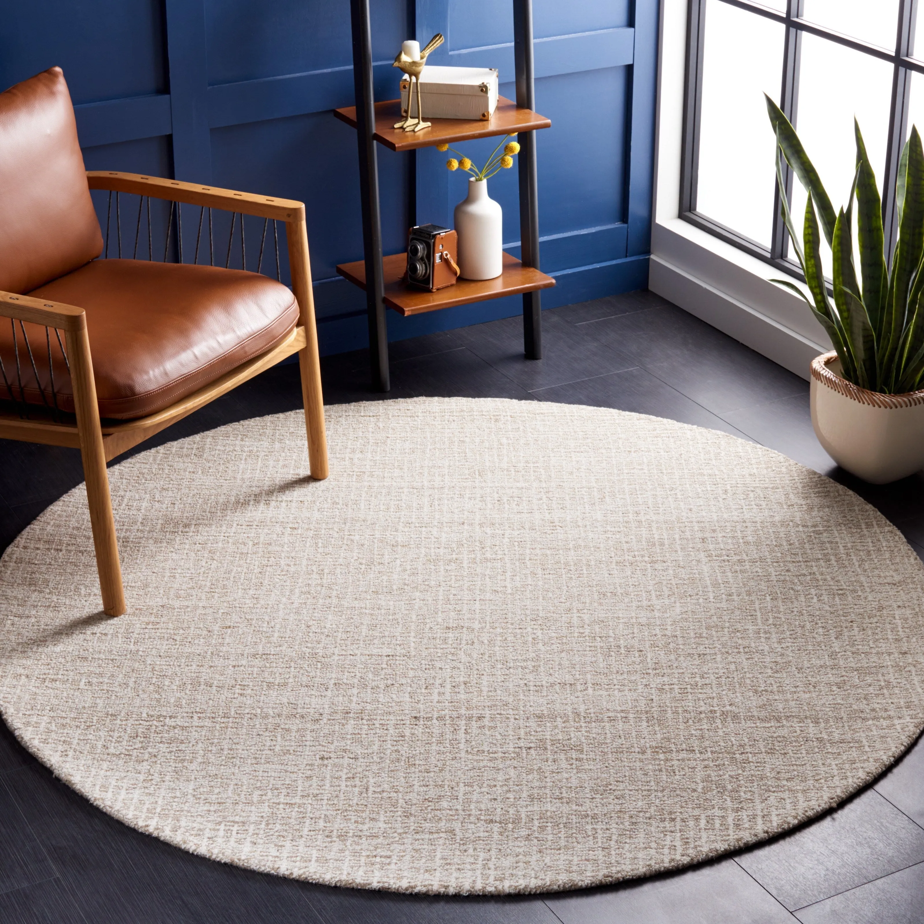 SAFAVIEH Handmade Abstract Lotje Modern Wool Rug