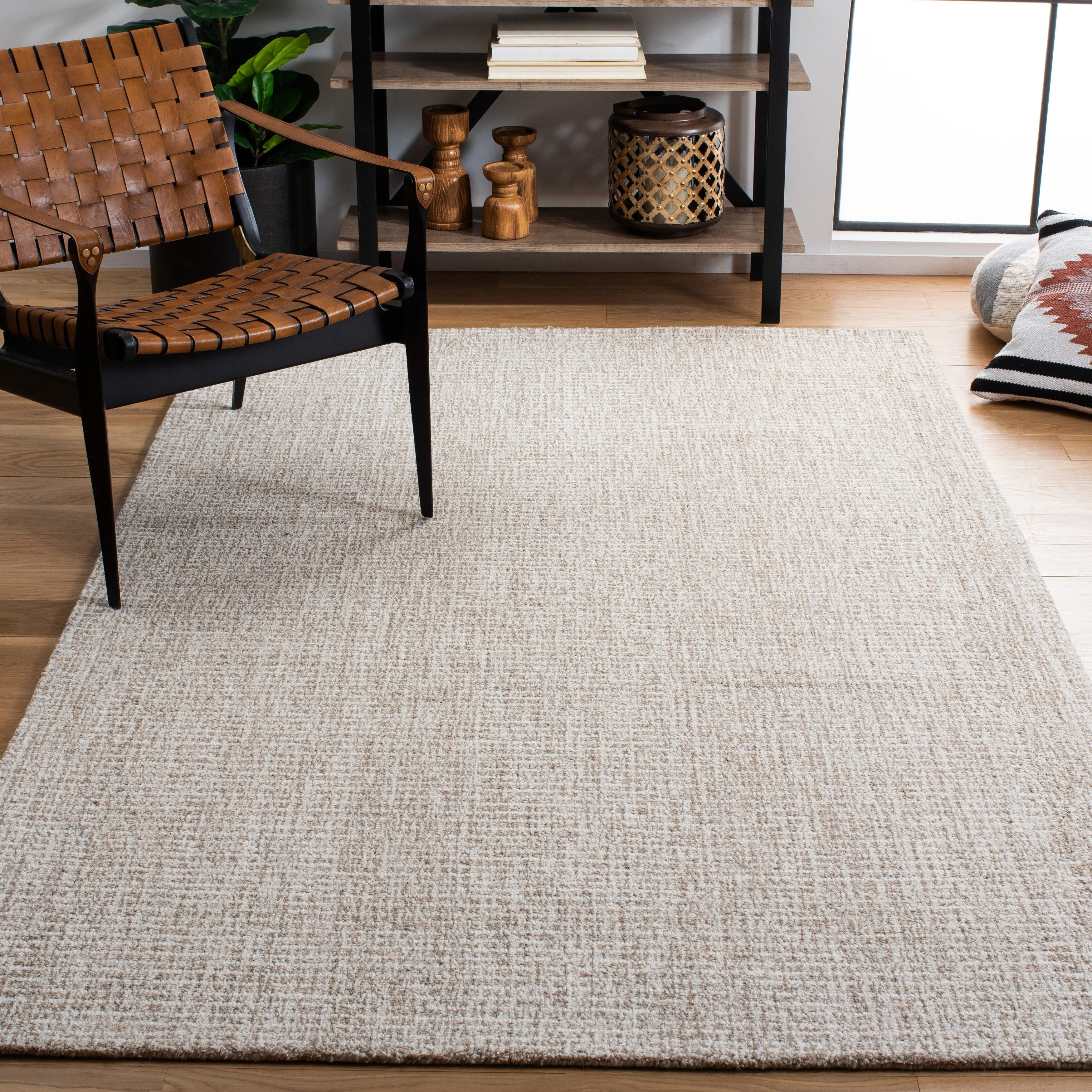 SAFAVIEH Handmade Abstract Lotje Modern Wool Rug